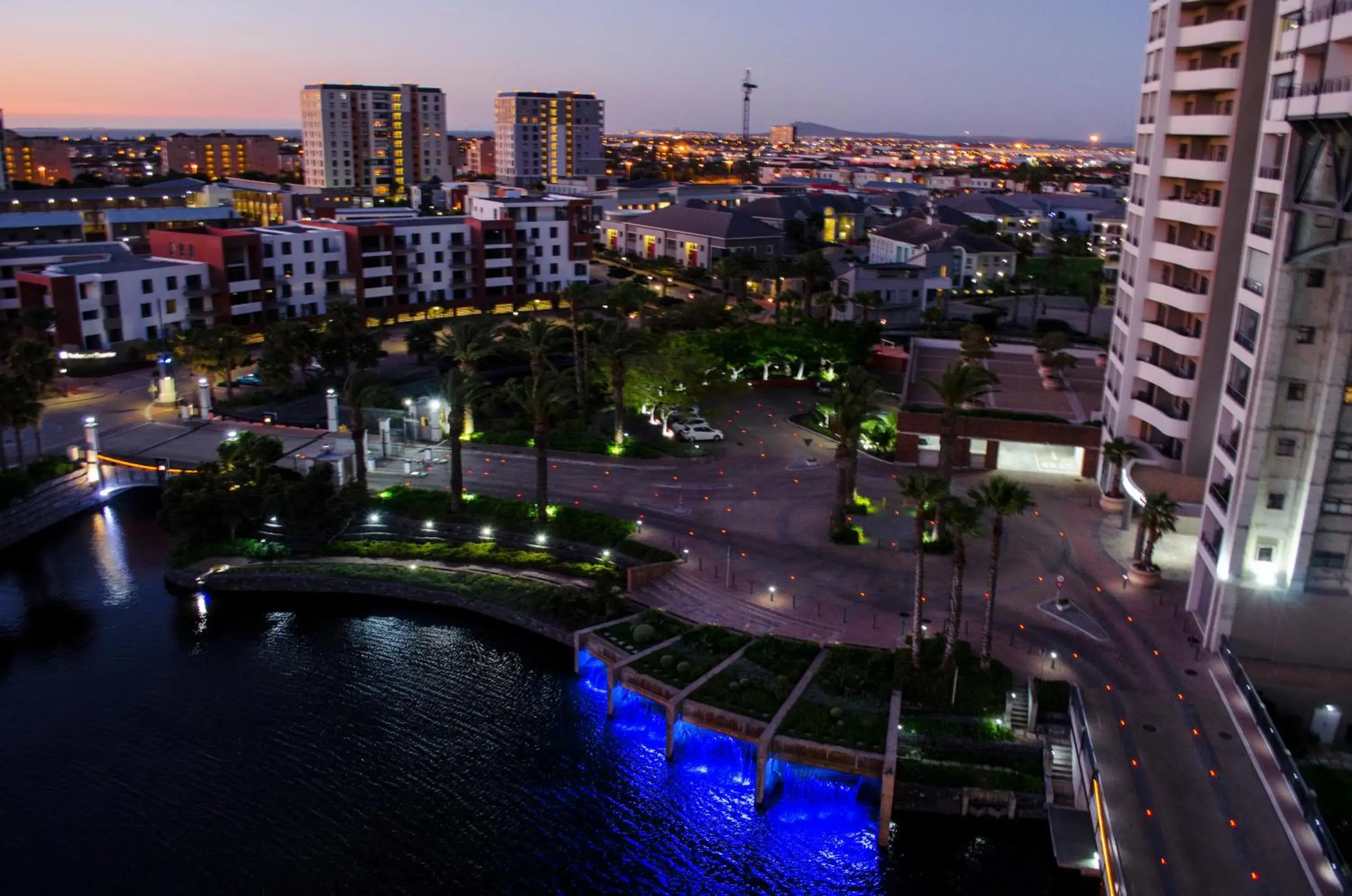 Facade/entrance in Knightsbridge Luxury Apartments Facade/entrance in Knightsbridge Luxury Apartments