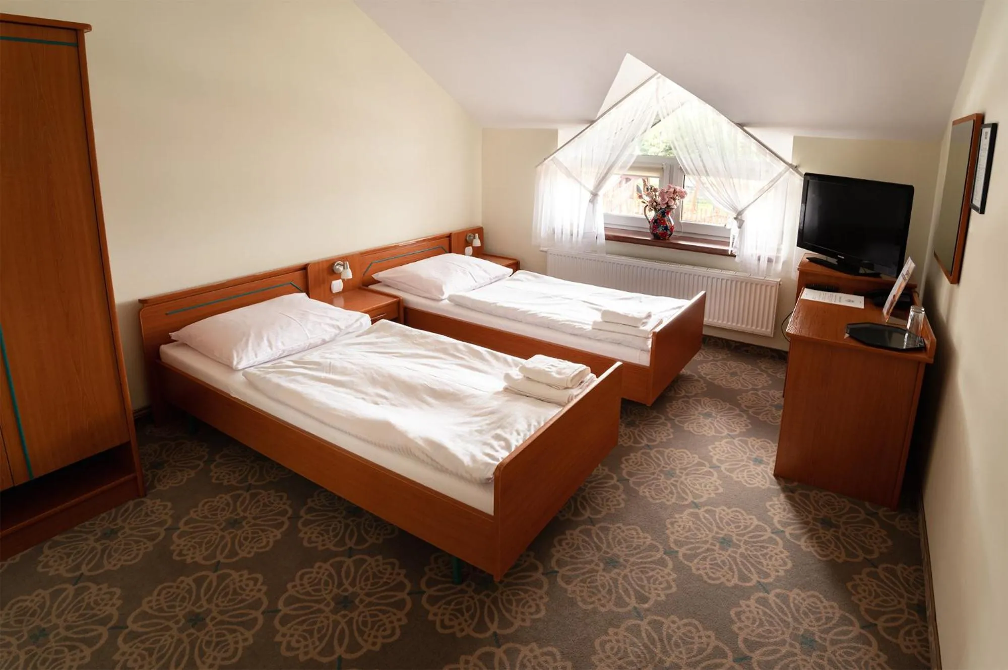 Photo of the whole room, Bed in Zajazd Chyżne