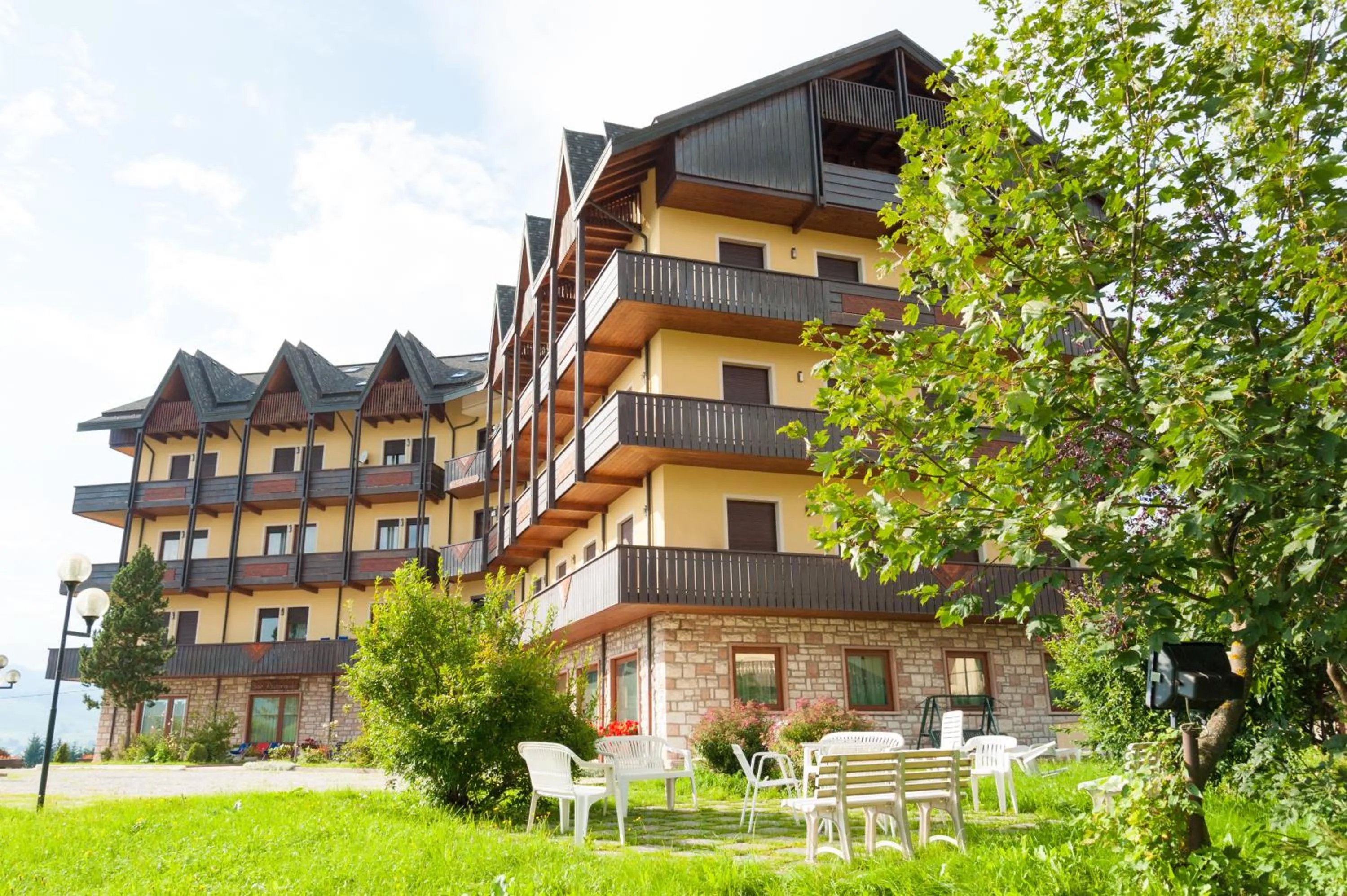 Property building in Residence Des Alpes