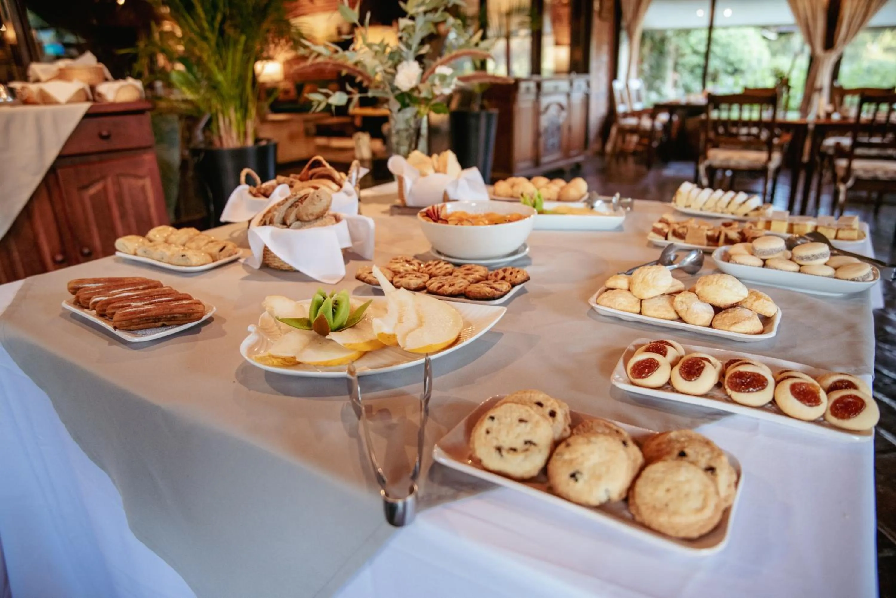 Buffet breakfast in La Posta del Pilar Hotel & Spa