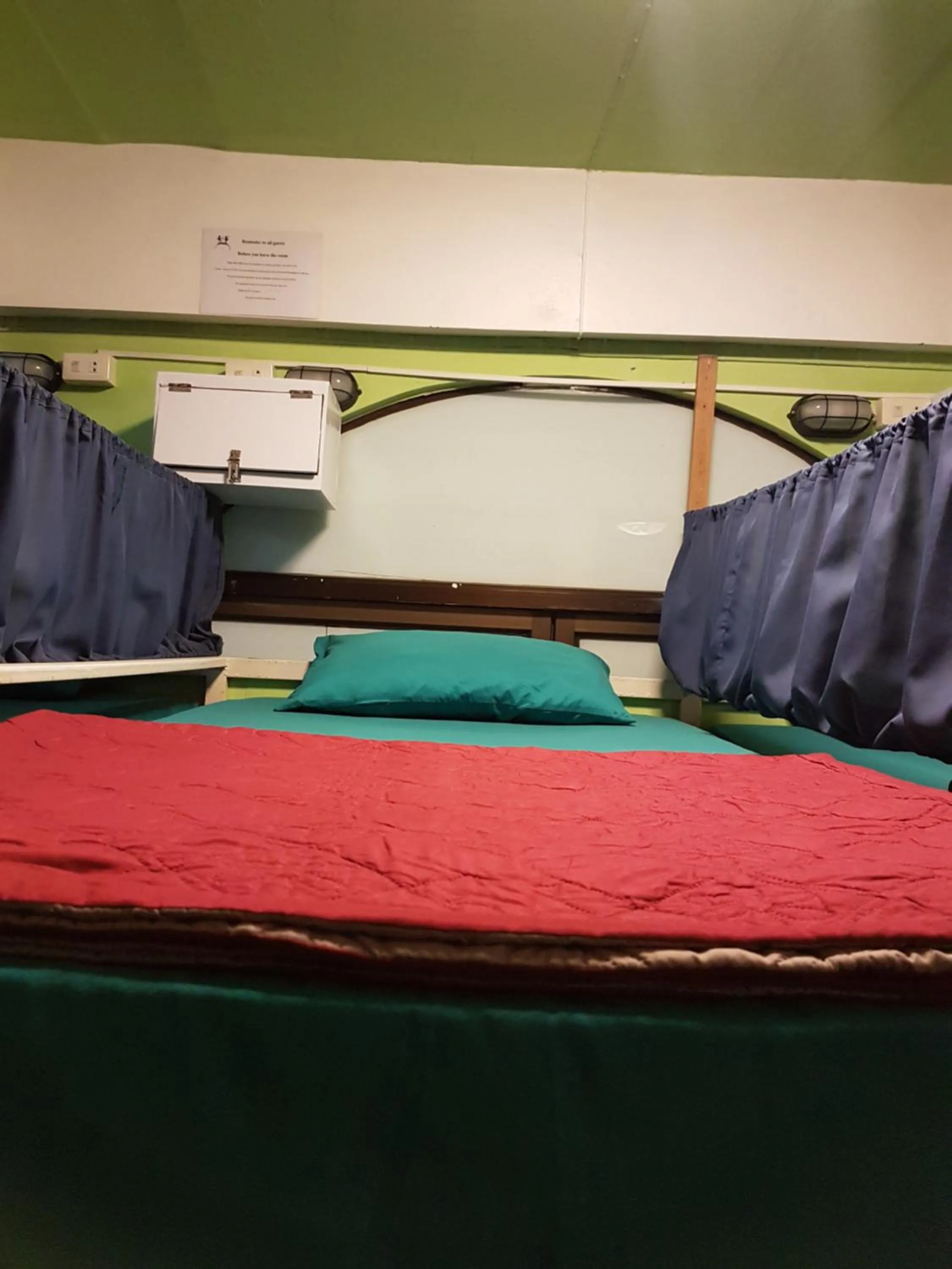Bed in Sleep Tight Hostel at Koh Phangan