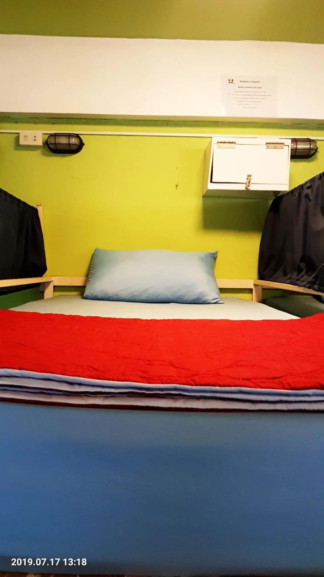 Bed in Sleep Tight Hostel at Koh Phangan