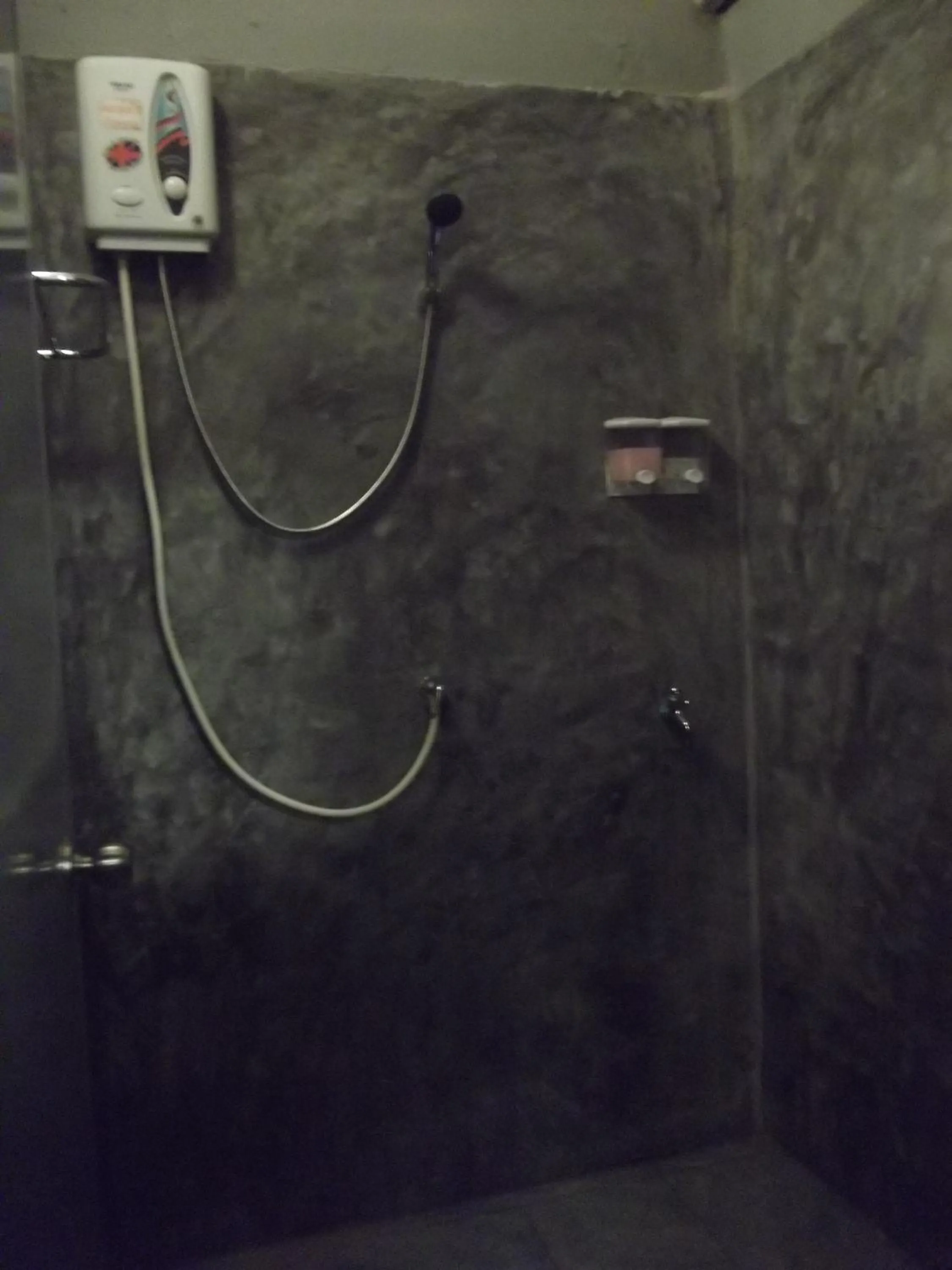 Shower in Sleep Tight Hostel at Koh Phangan