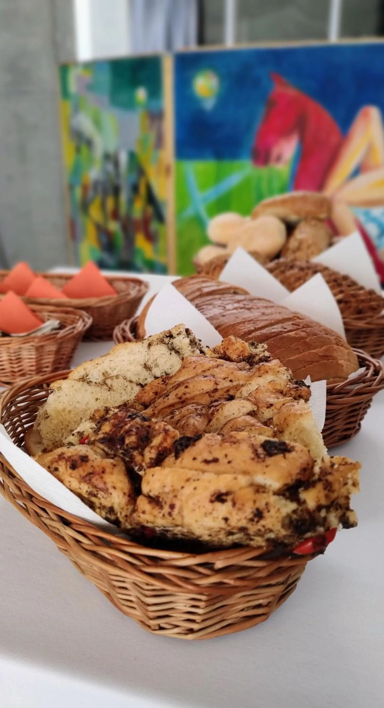 Restaurant/places to eat in Hotel FairPlayce