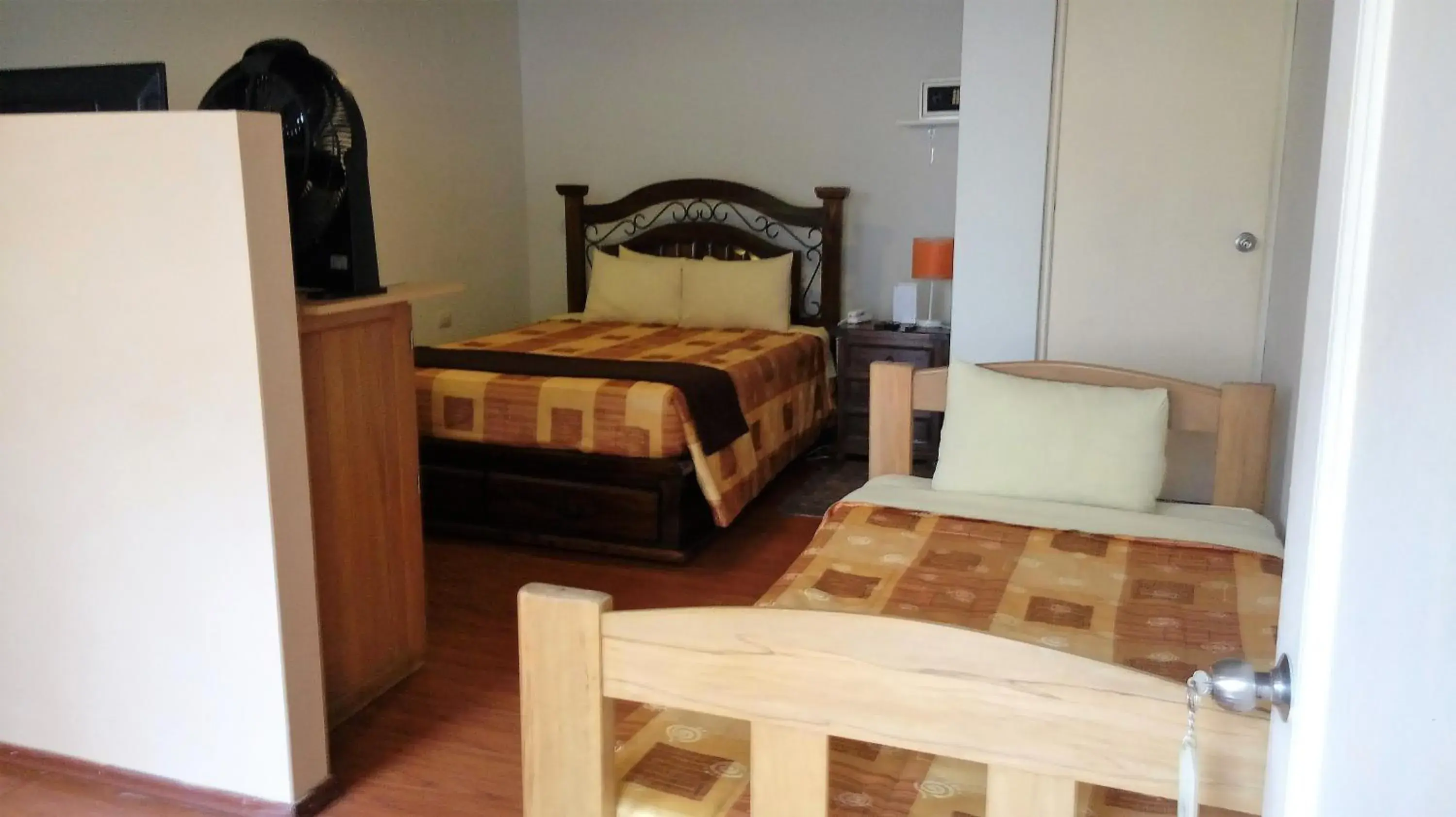 Quadruple Room with Private Bathroom in Hotel Pradera Verde Inn Quadruple Room with Private Bathroom in Hotel Pradera Verde Inn
