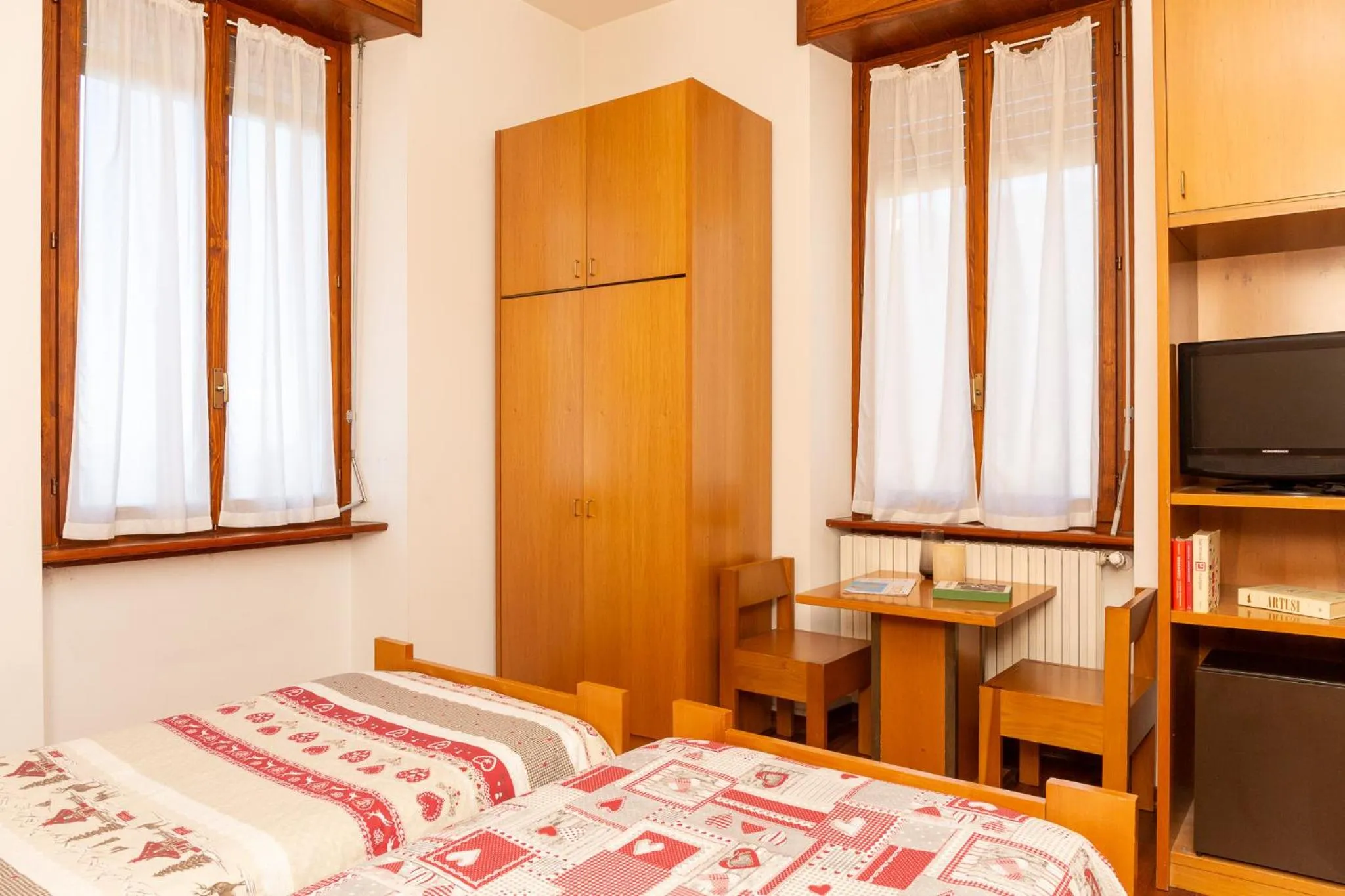 Photo of the whole room, Bed in Albergo Sacro Monte Varese