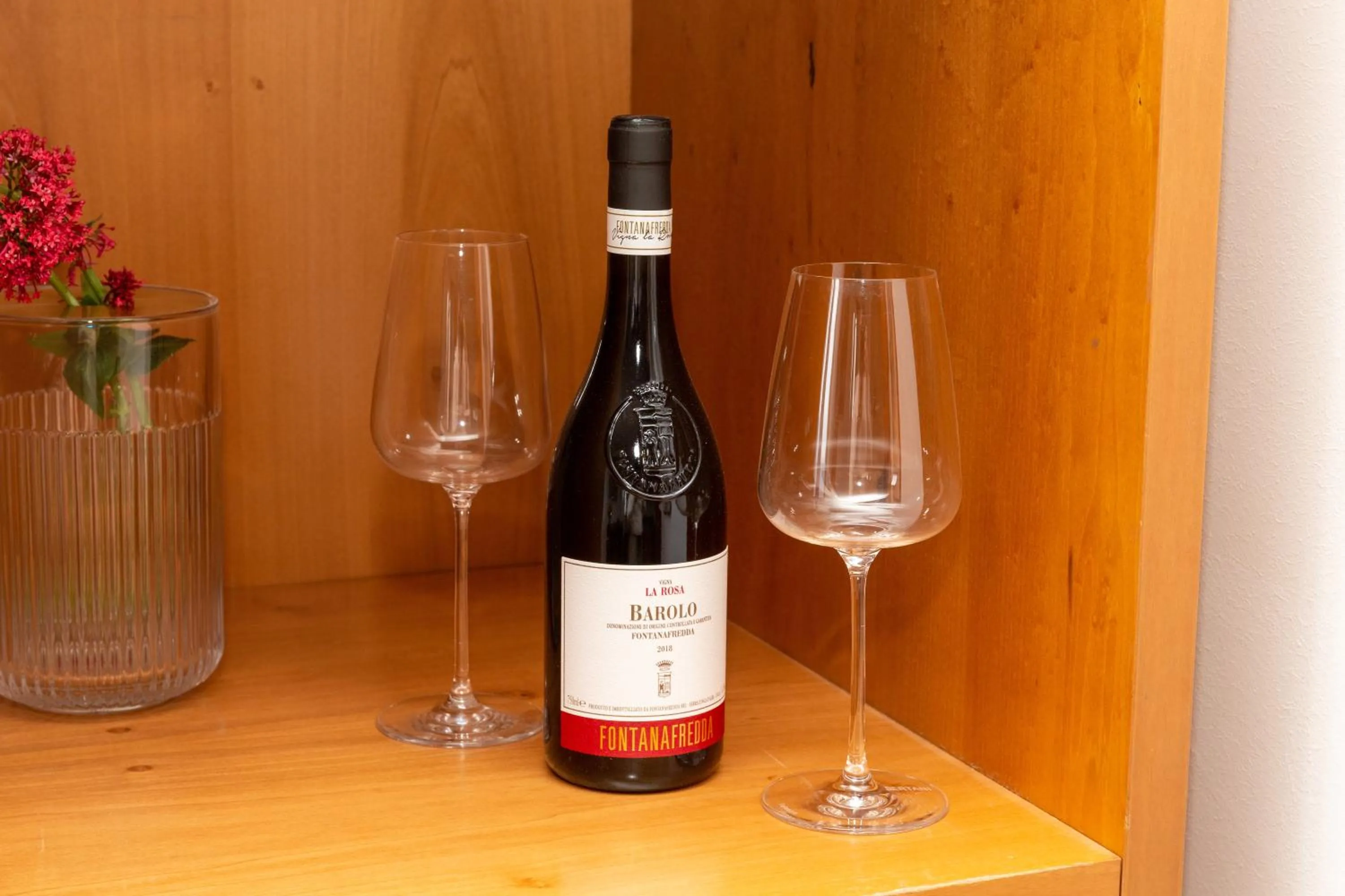 Decorative detail in Albergo Sacro Monte Varese