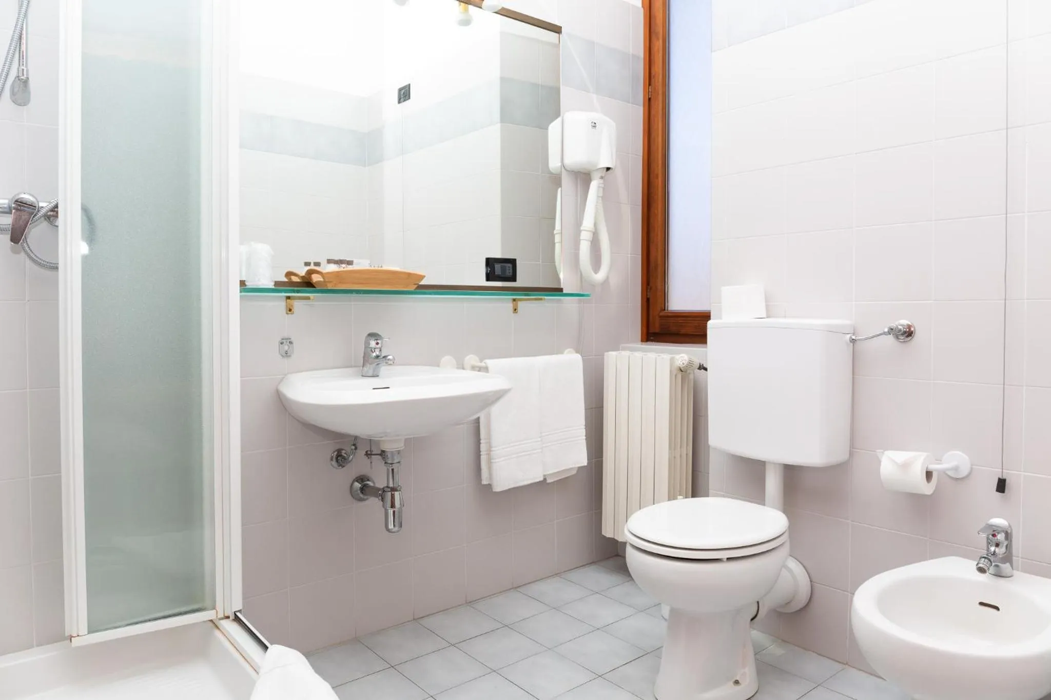 Bathroom in Albergo Sacro Monte Varese