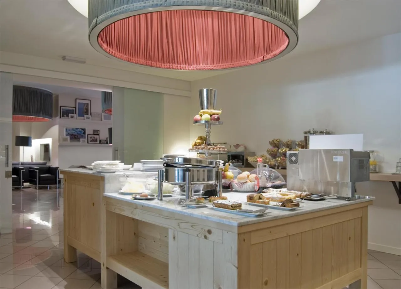 Food and drinks in Hotel Oliva