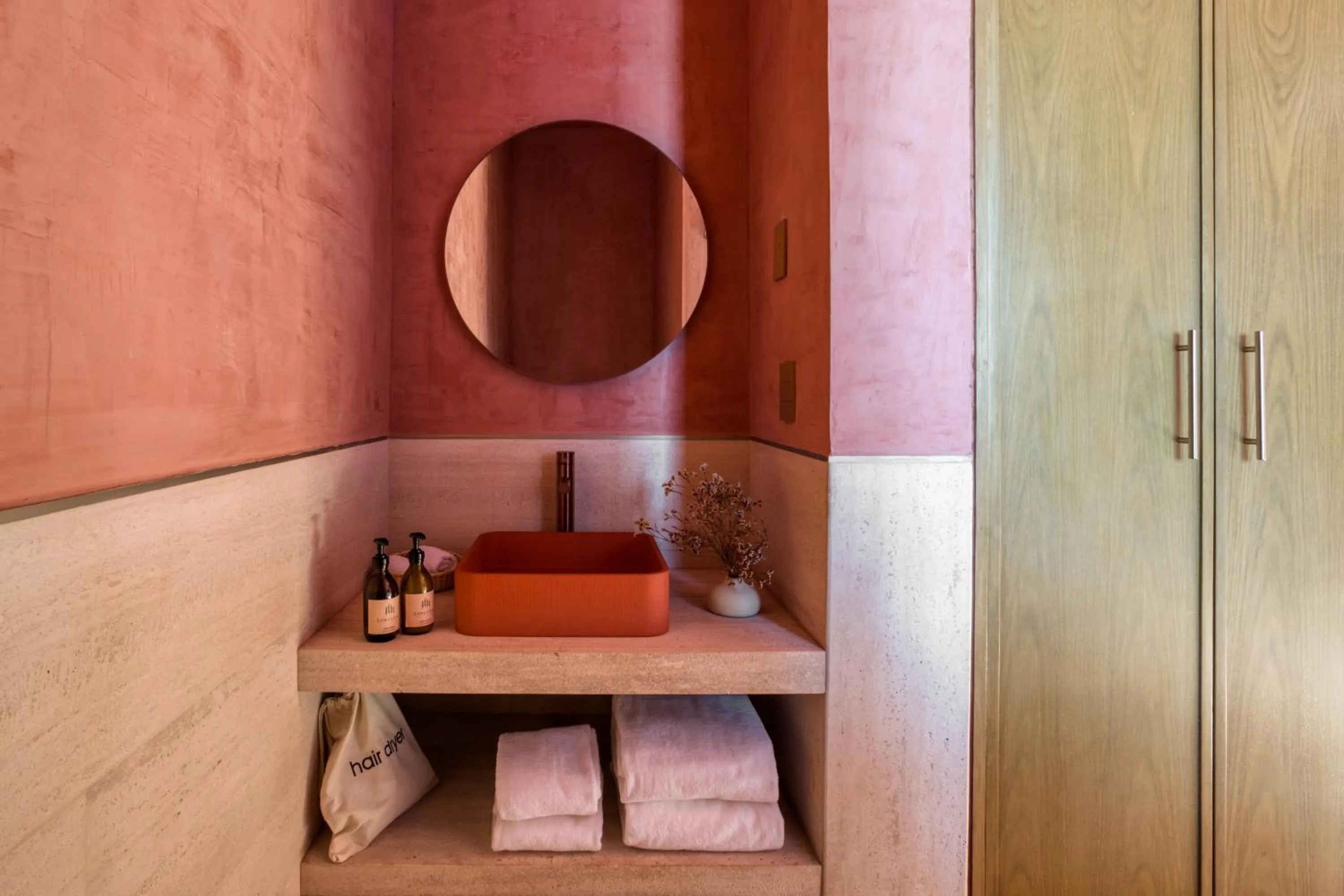 Bathroom in Laiva Hotel San Jose by Tasman