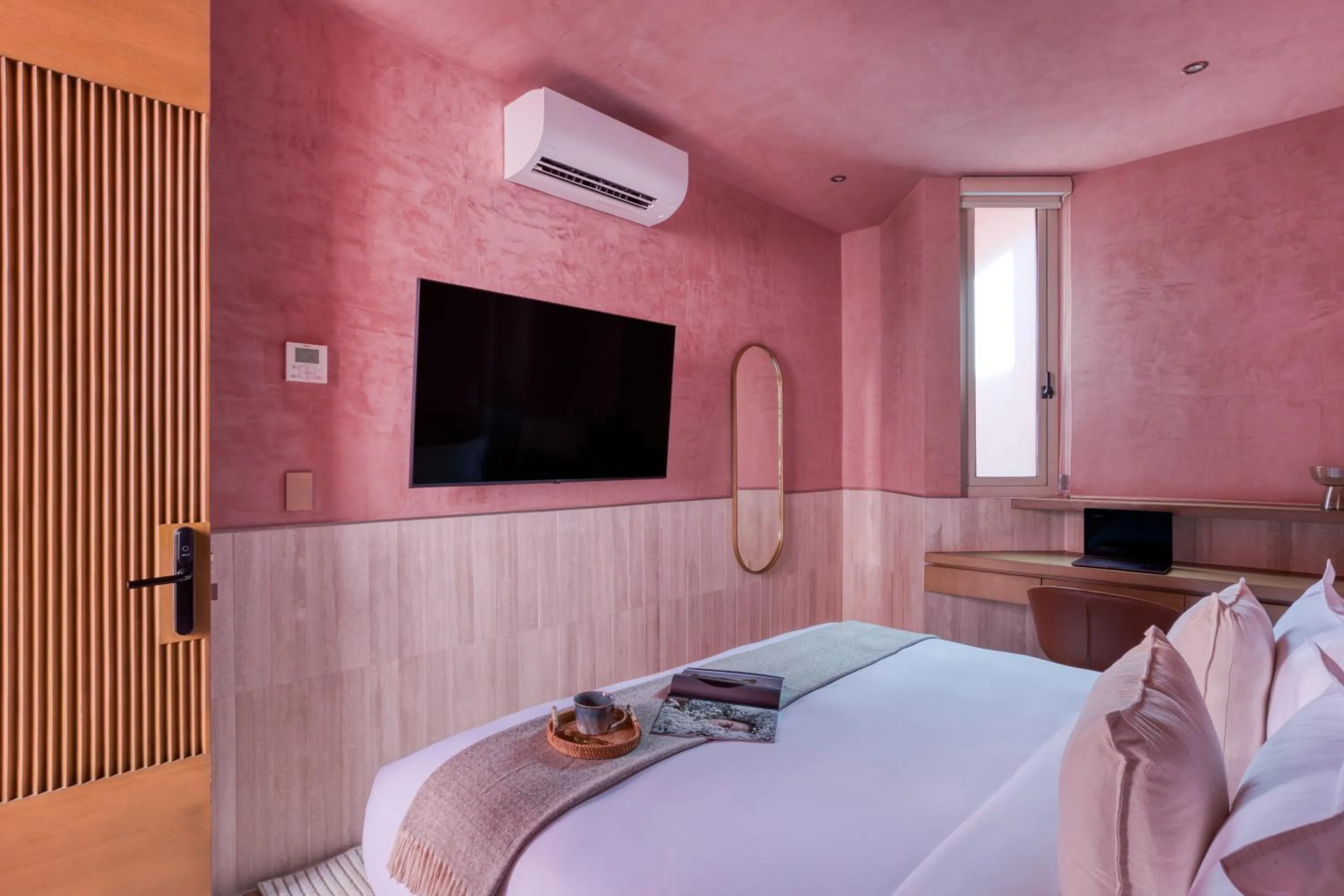 Bed in Laiva Hotel San Jose by Tasman