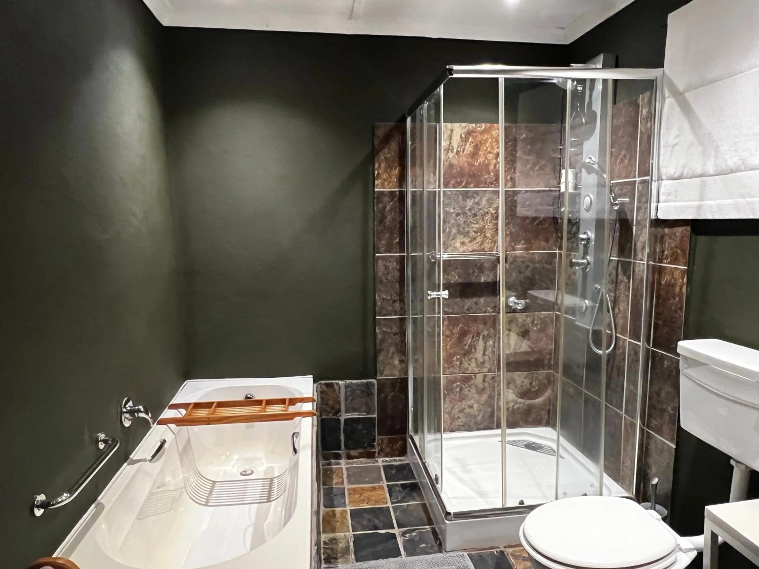 Shower in Wyford Farm