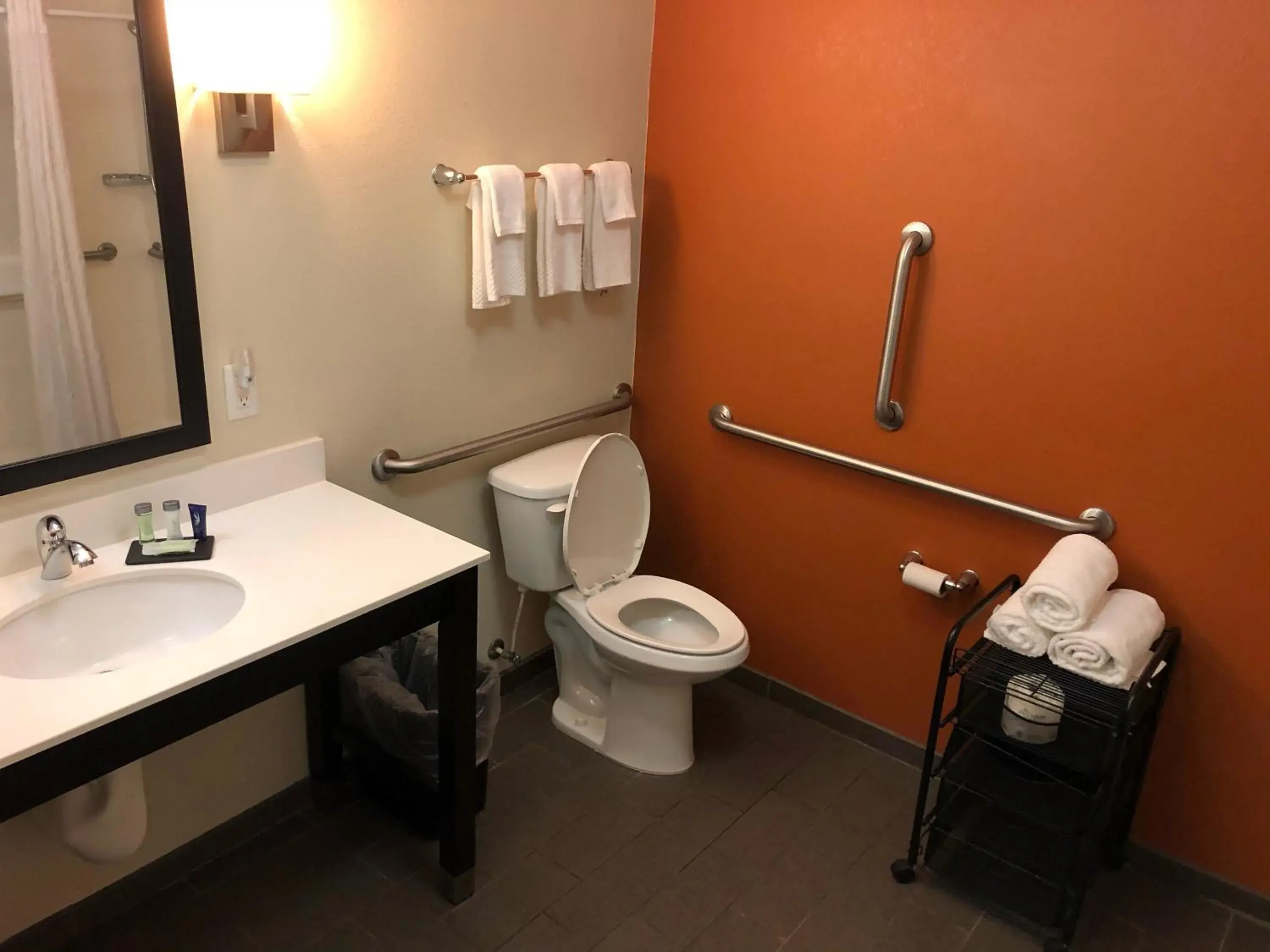 King Room - Accessible/Non-Smoking in Sleep Inn Cartersville King Room - Accessible/Non-Smoking in Sleep Inn Cartersville