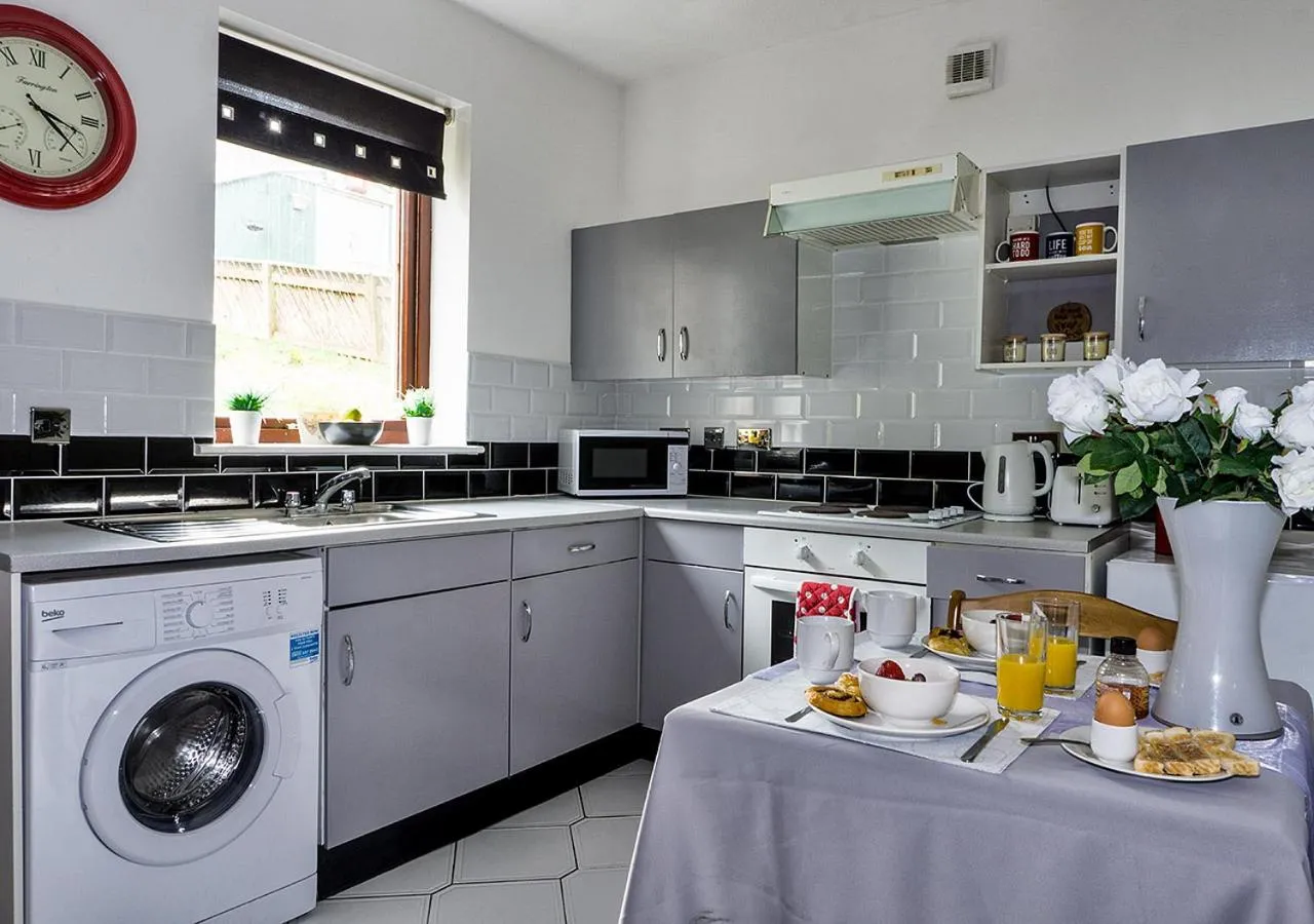 Kitchen or kitchenette in Silver Tides House