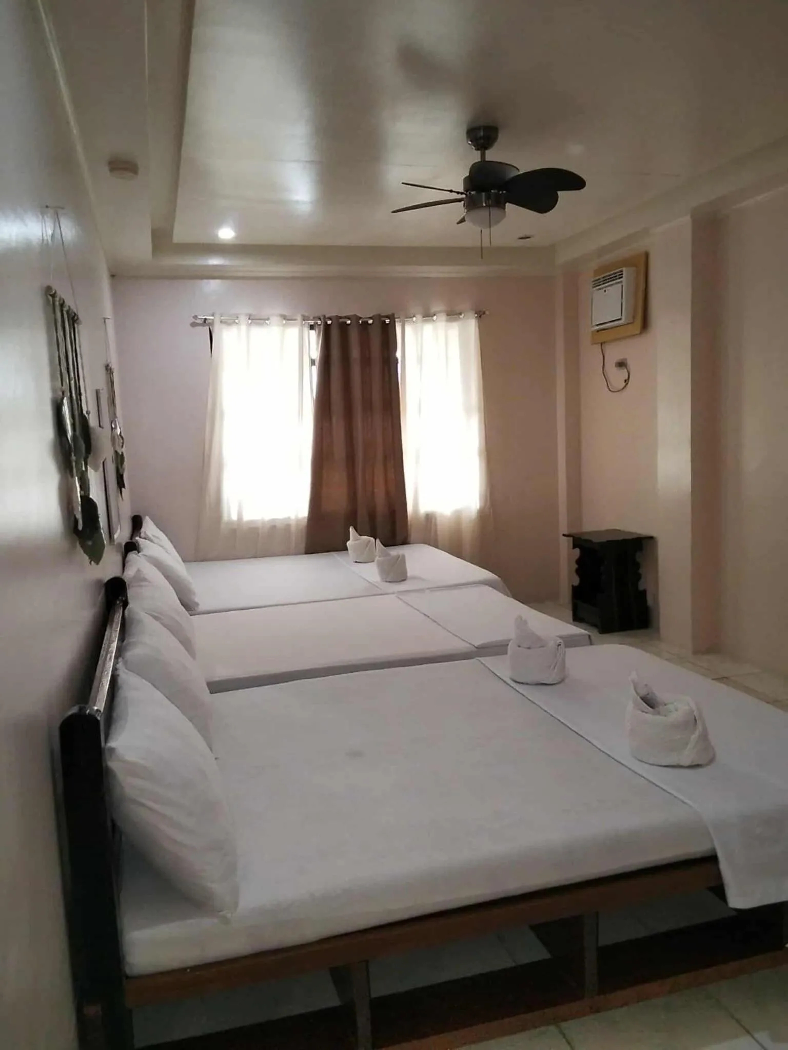 Bed in SILVERISE Pension