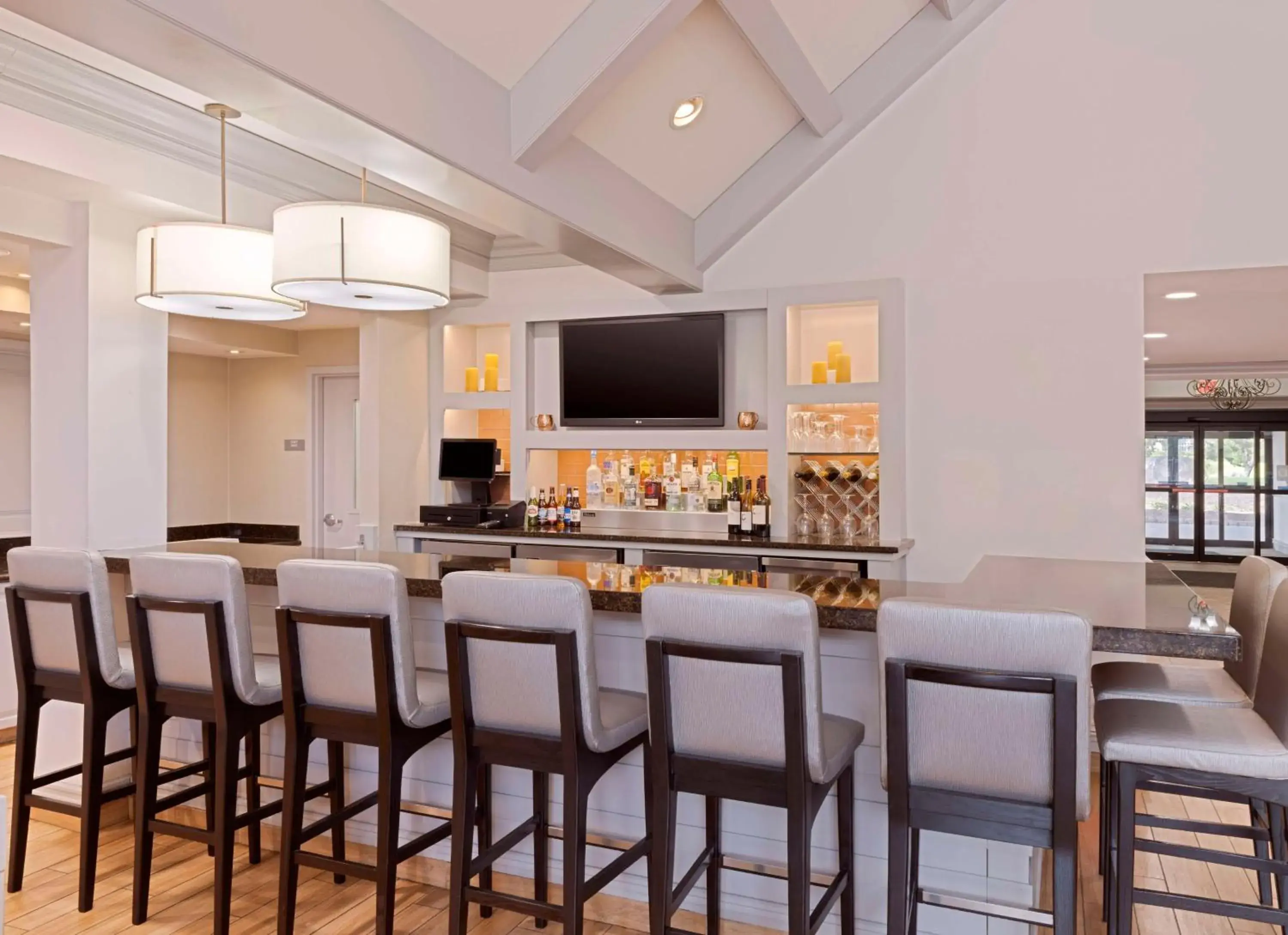 Lounge or bar in Hyatt House Parsippany East Lounge or bar in Hyatt House Parsippany East