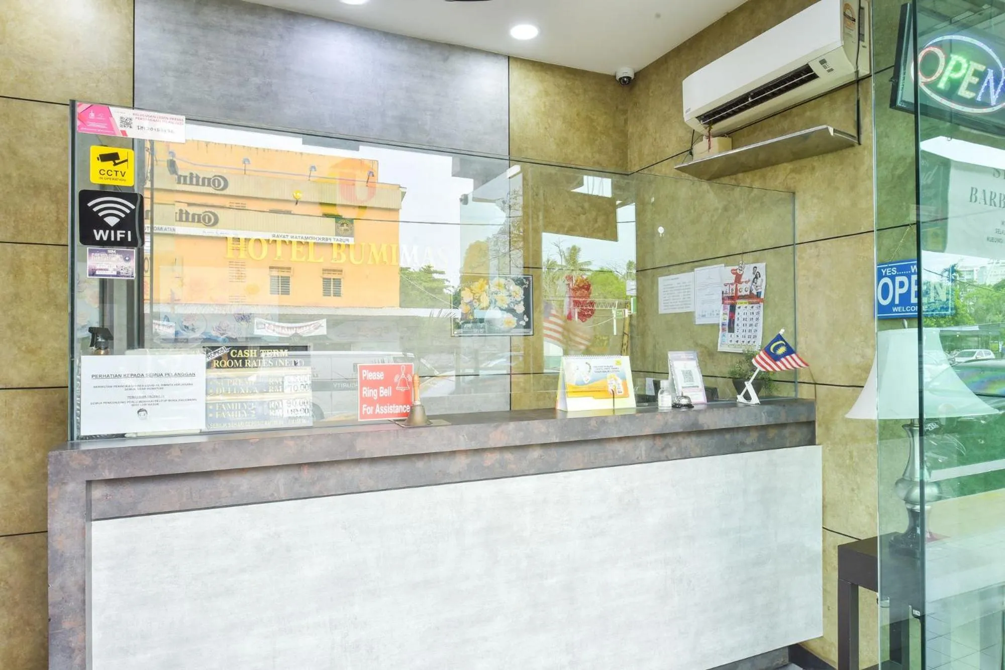 Lobby or reception in Hotel Jalan Bukit Ubi Formerly Bumimas