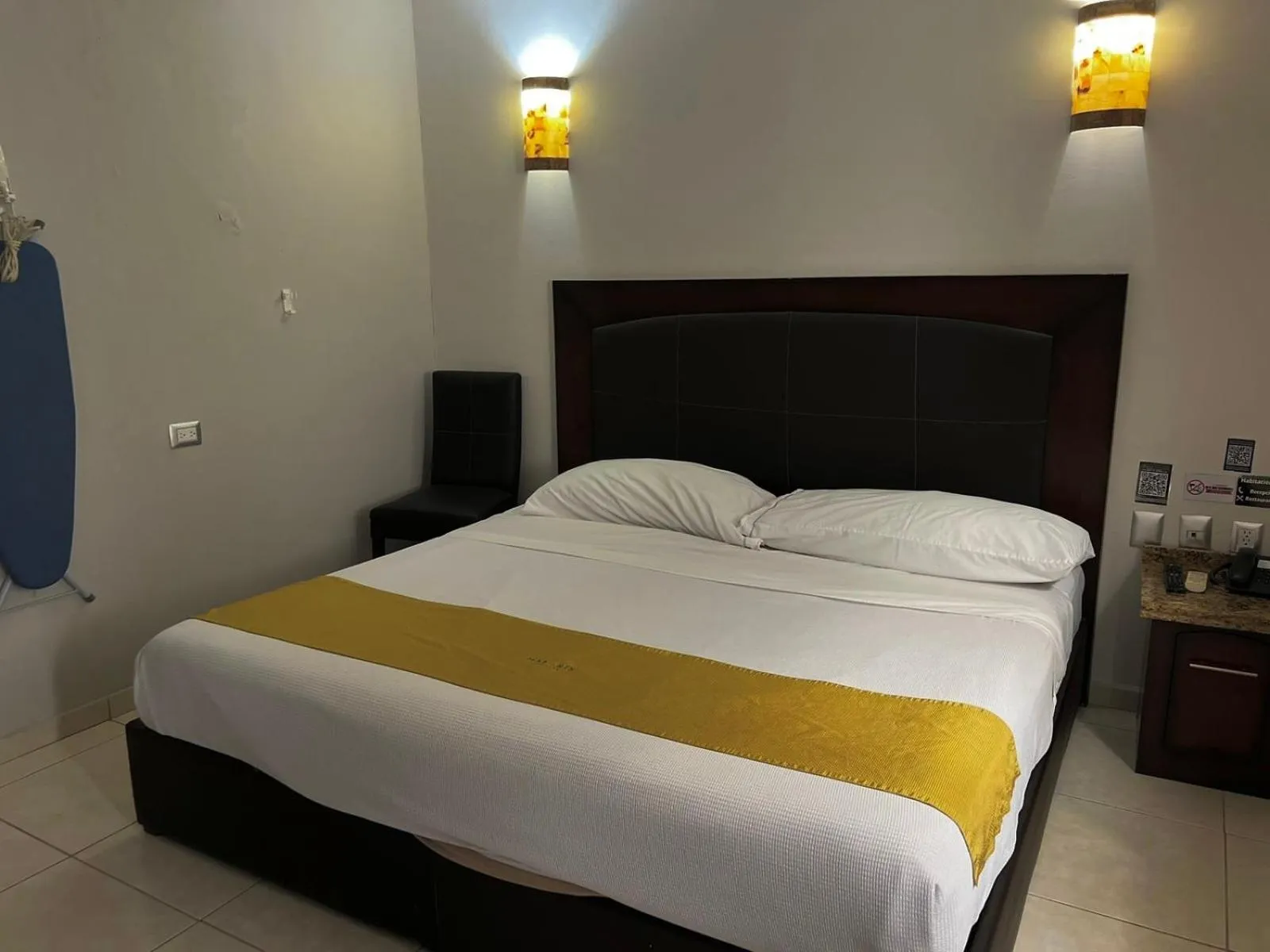 Bed in Hotel Maioris Guadalajara