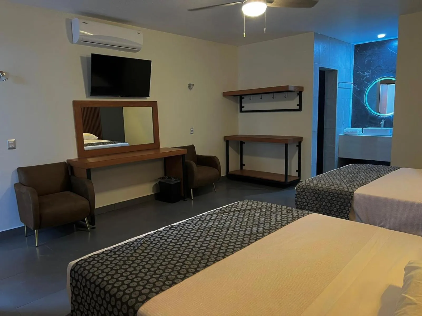 Bed in Hotel Maioris Guadalajara