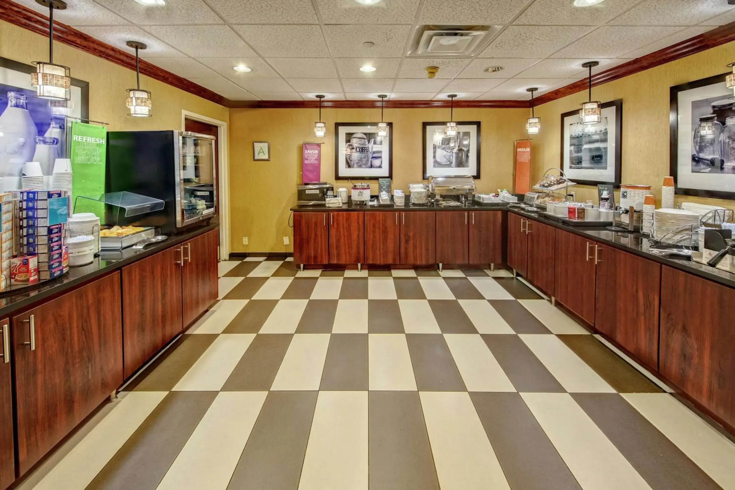 Restaurant/places to eat in Hampton Inn Corinth Restaurant/places to eat in Hampton Inn Corinth