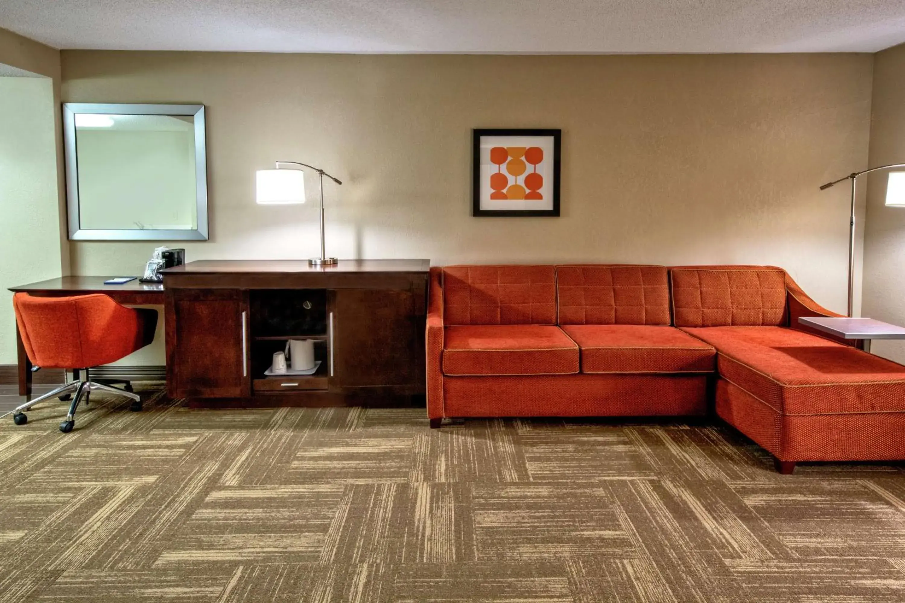 Living room in Hampton Inn Corinth Living room in Hampton Inn Corinth