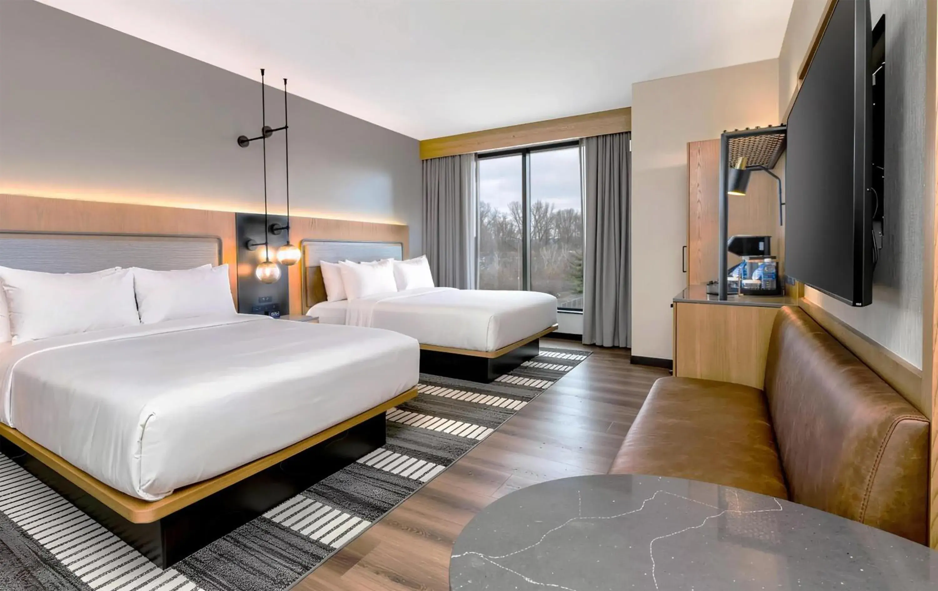 Bed in The Key Hotel Dubuque, Tapestry Collection By Hilton Bed in The Key Hotel Dubuque, Tapestry Collection By Hilton