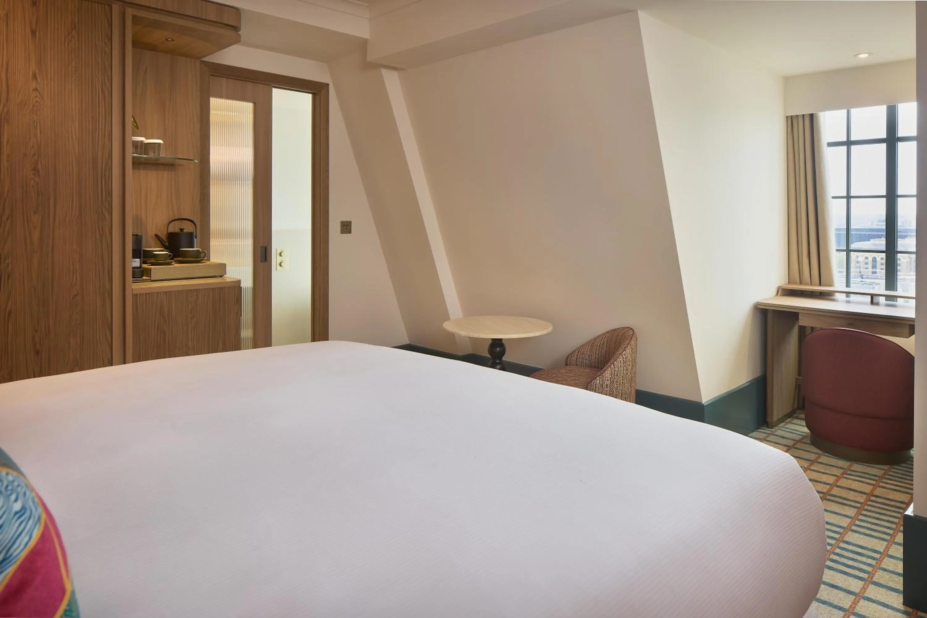 Bed in The Derby London City, Curio Collection By Hilton