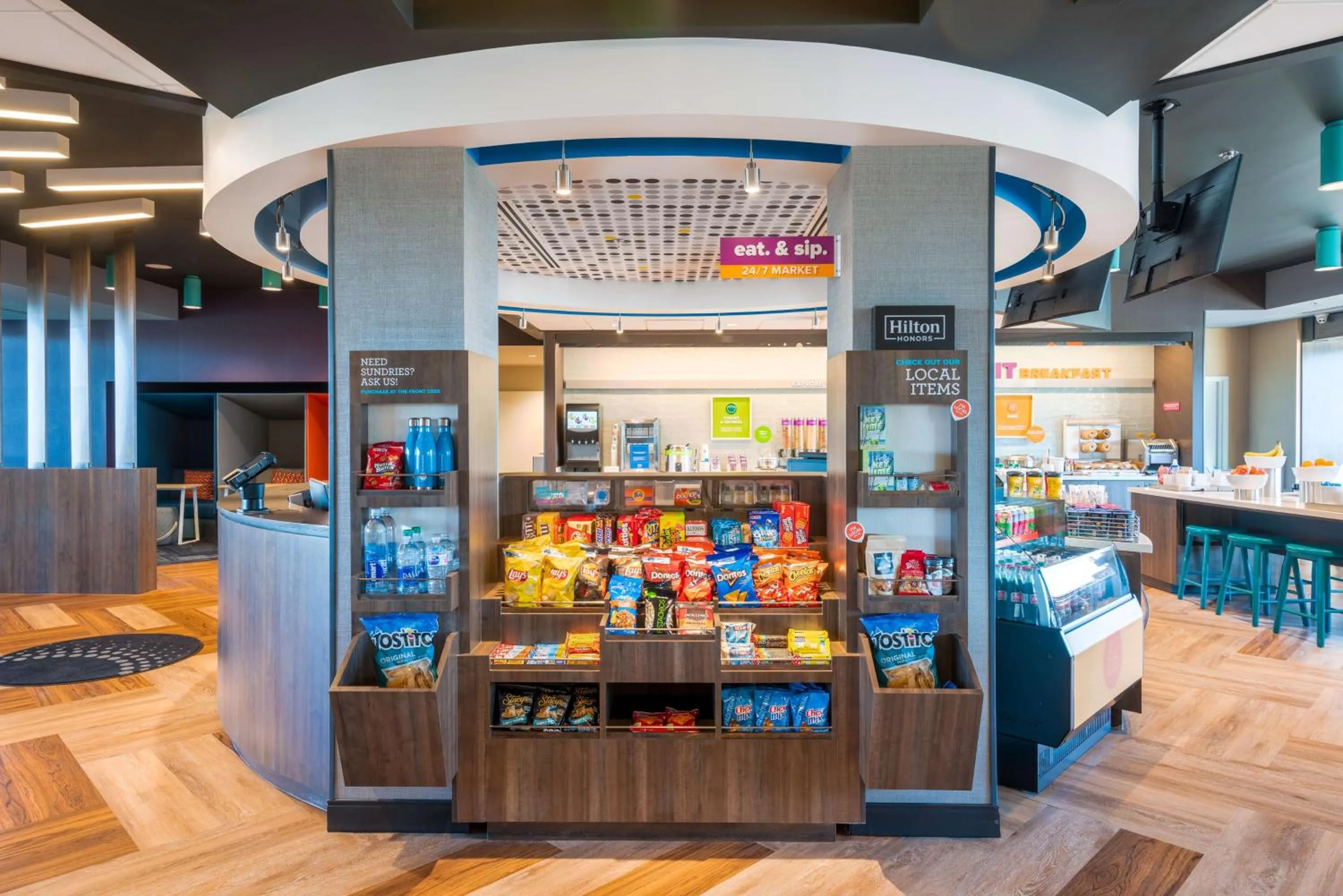 Restaurant/places to eat in Tru By Hilton Savannah Airport