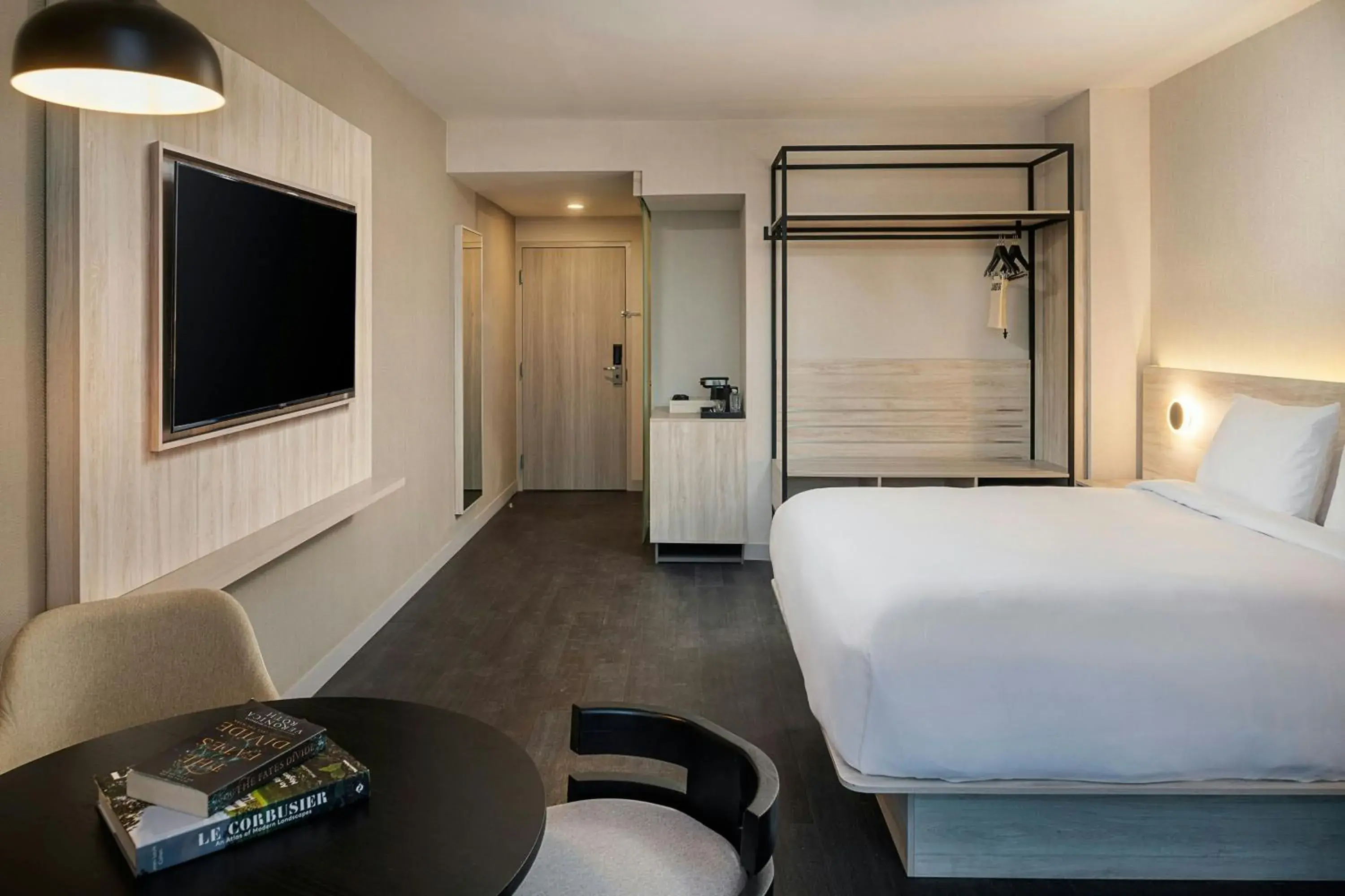 Standard King Room with City View in AC Hotel by Marriott San Luis Potosi Standard King Room with City View in AC Hotel by Marriott San Luis Potosi
