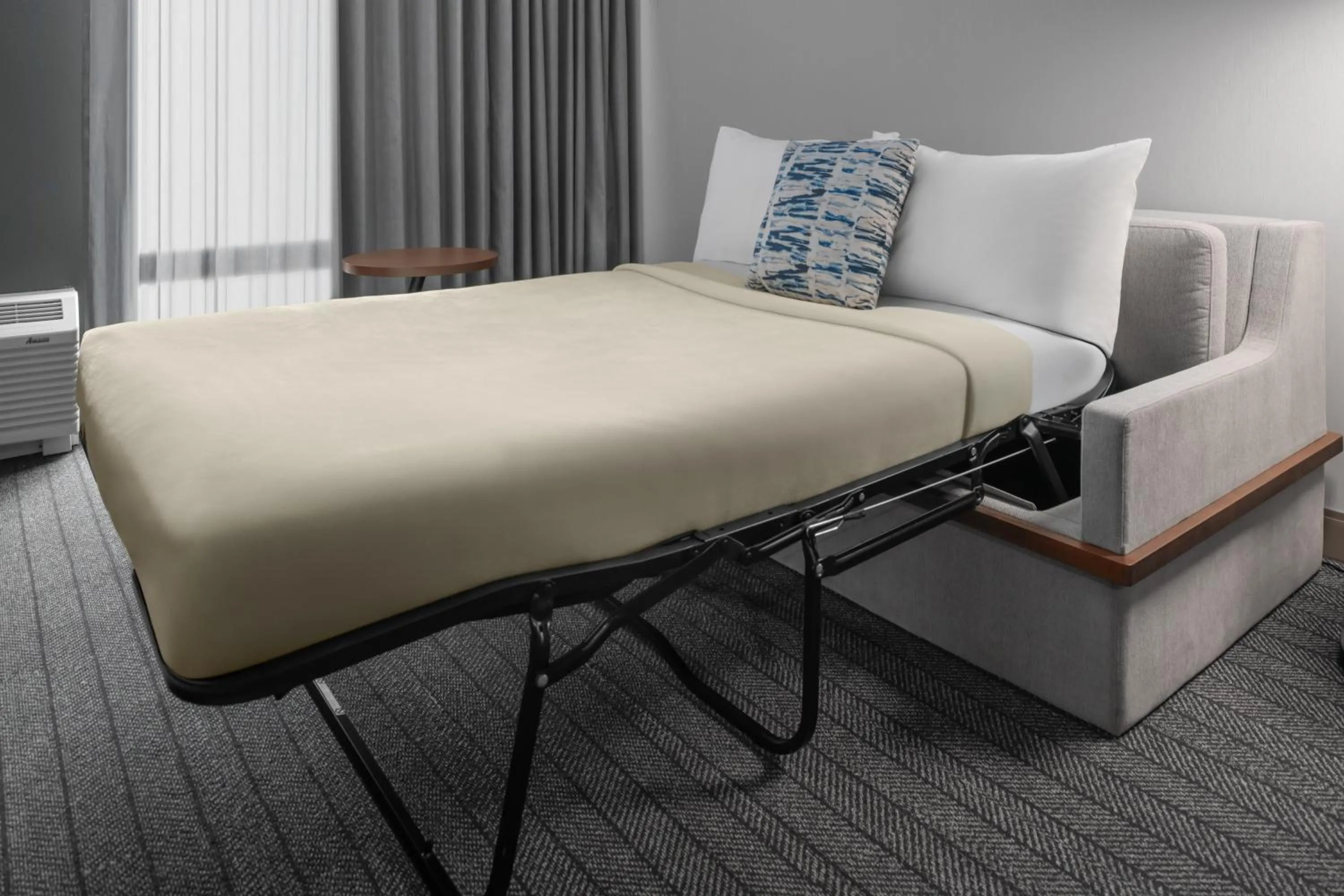 Courtyard by Marriott Woodland