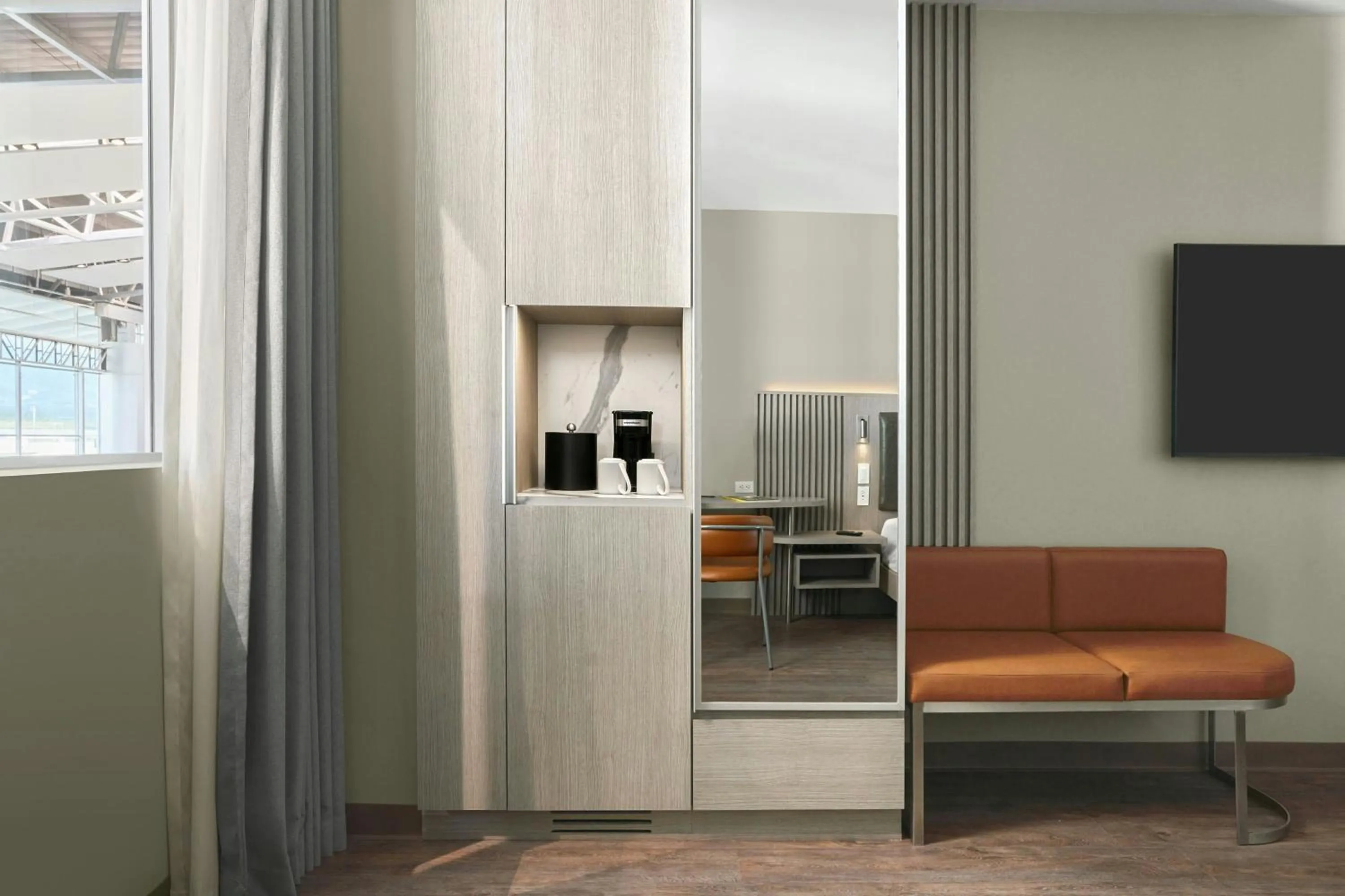 Photo of the whole room in Courtyard by Marriott Quito Airport