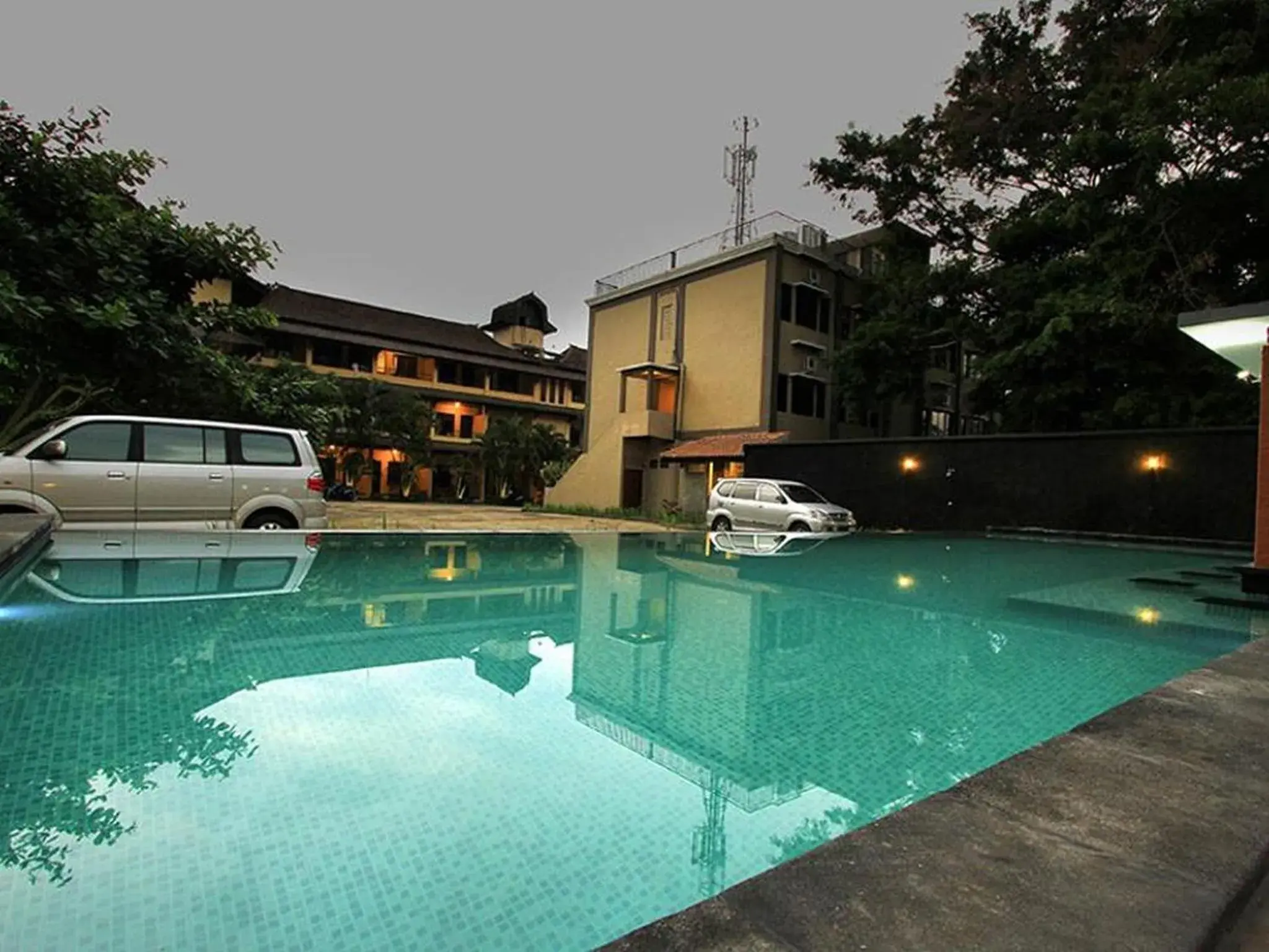 Property building in Puri Senggigi Hotel Property building in Puri Senggigi Hotel