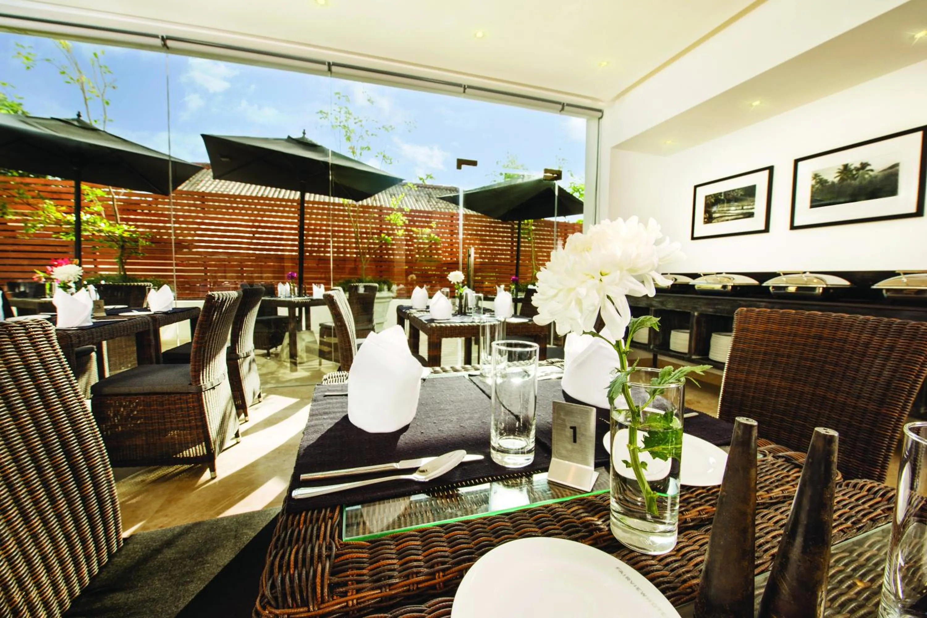 Restaurant/places to eat in Fair View Hotel Colombo