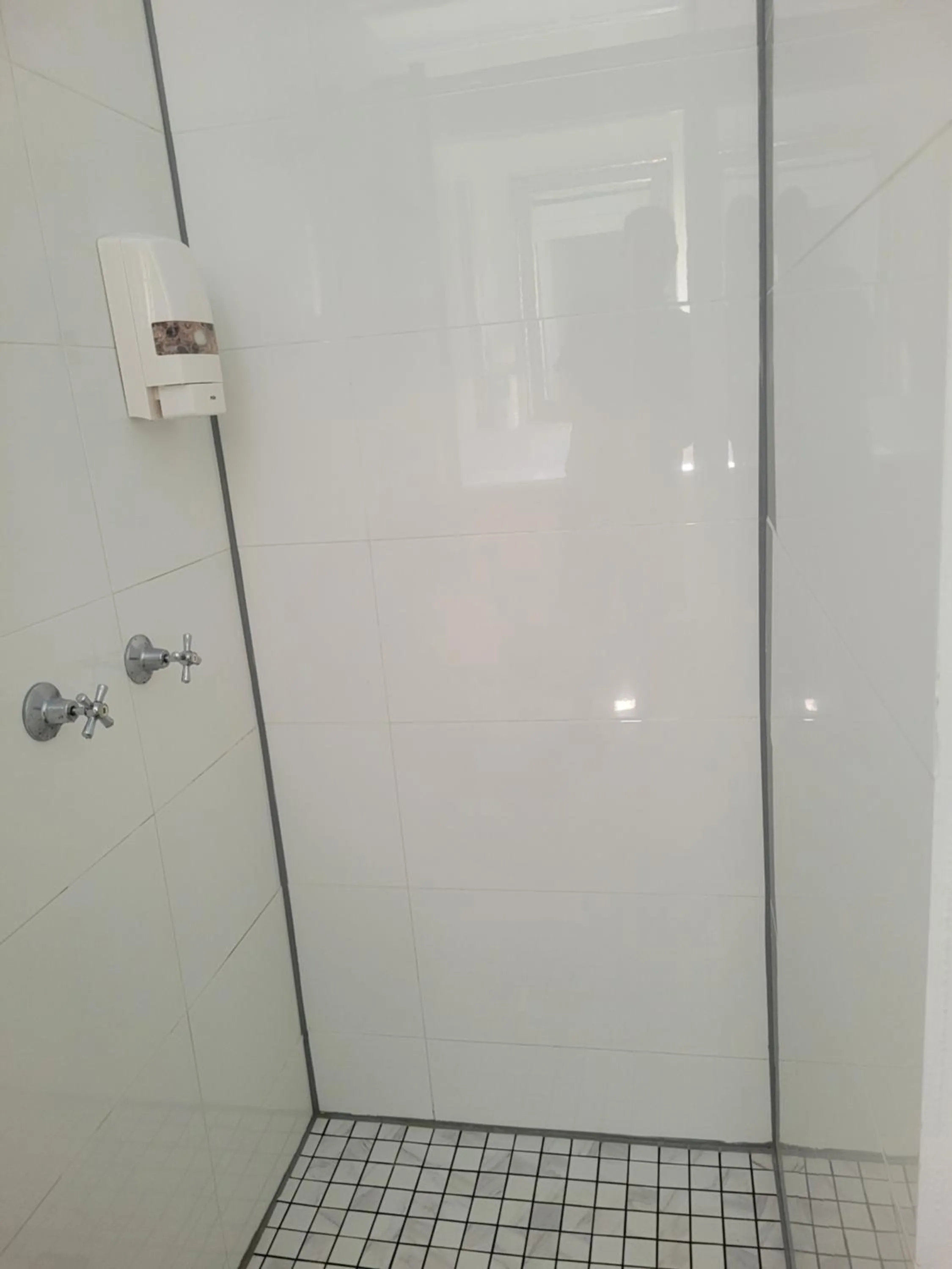 Bathroom in Travellers Paradise