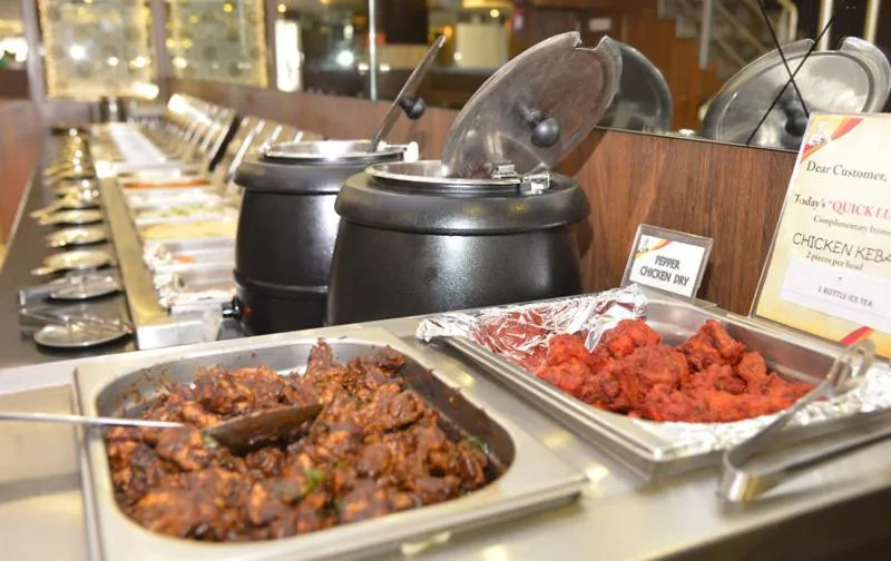 Restaurant/places to eat in Hotel ABM International