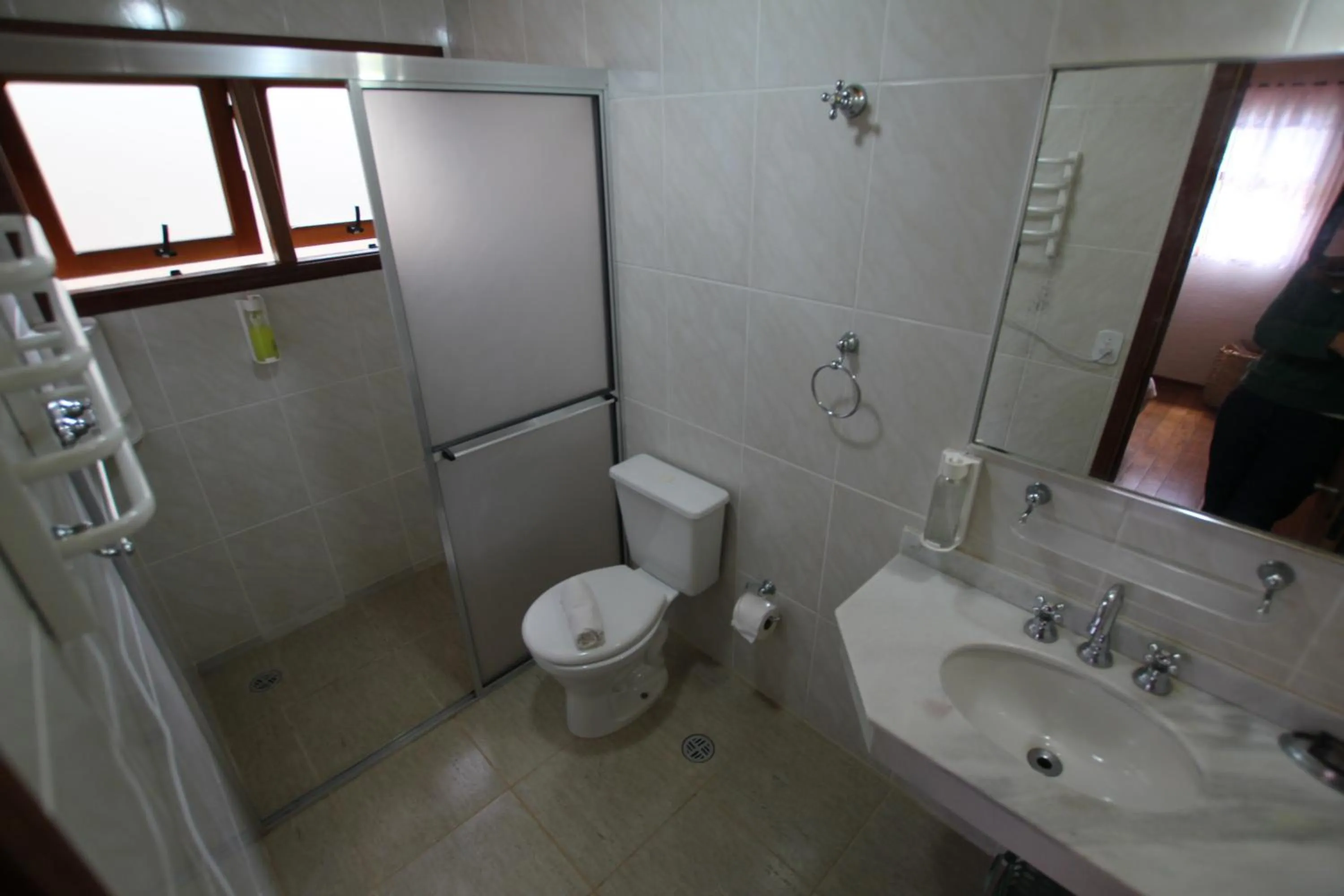 Shower in Pousada Aguia da Montanha