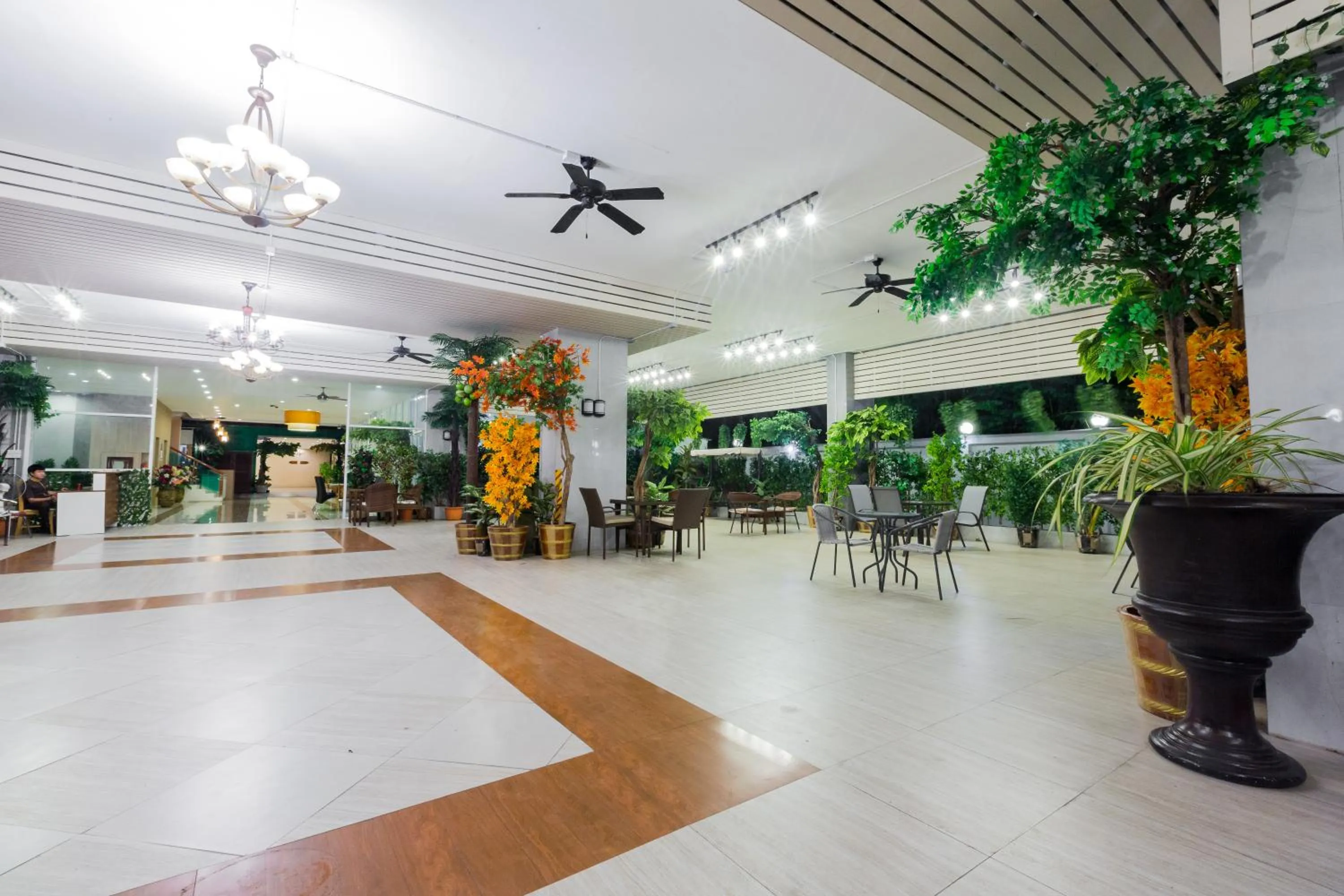 Three Seasons Bangkok