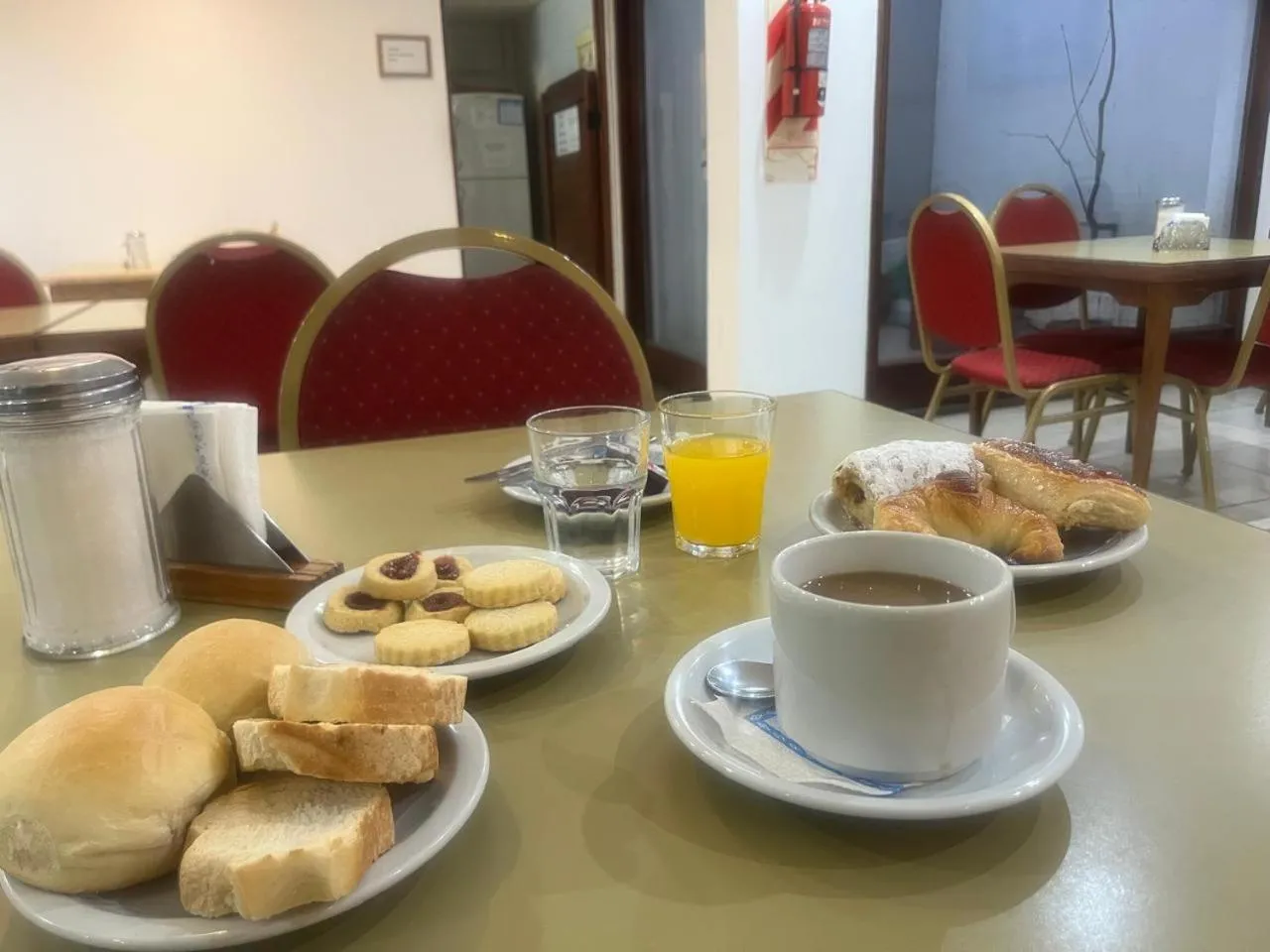 Breakfast in Hotel Delfin