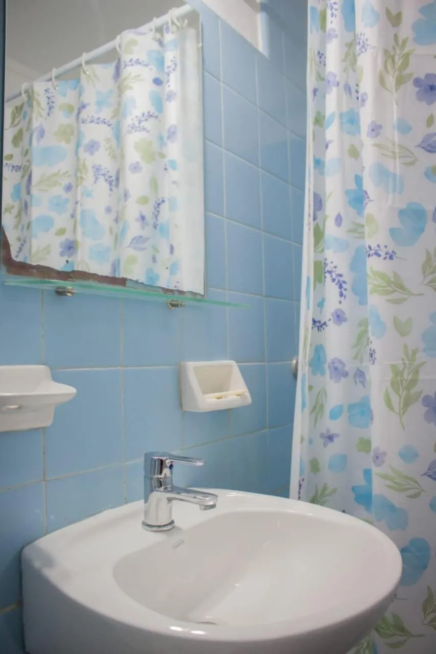Bathroom in Hotel Delfin