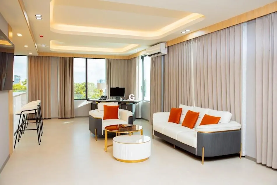 Presidential Suite in Plaza Court Hotel