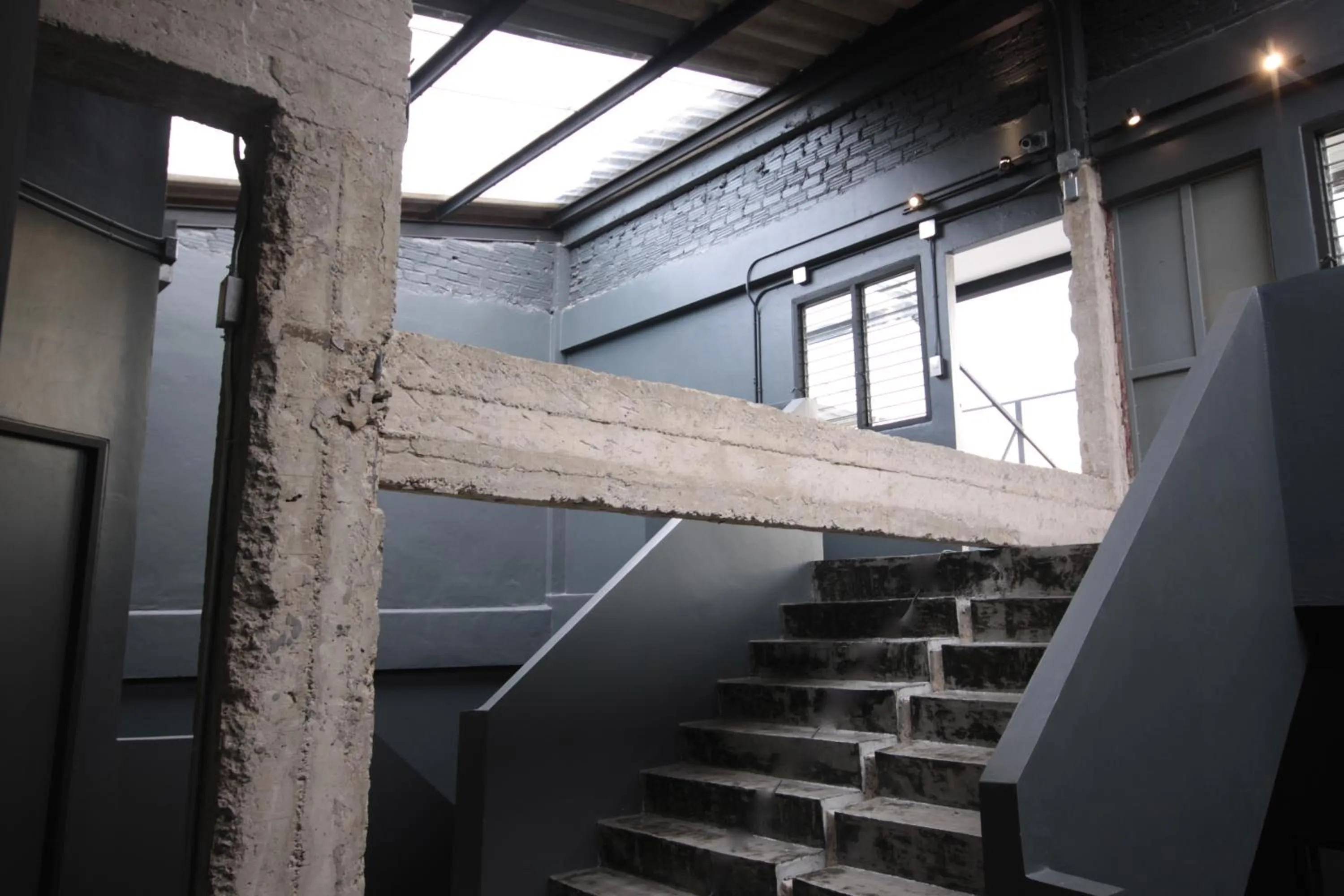 Property building in La Pause Hatyai