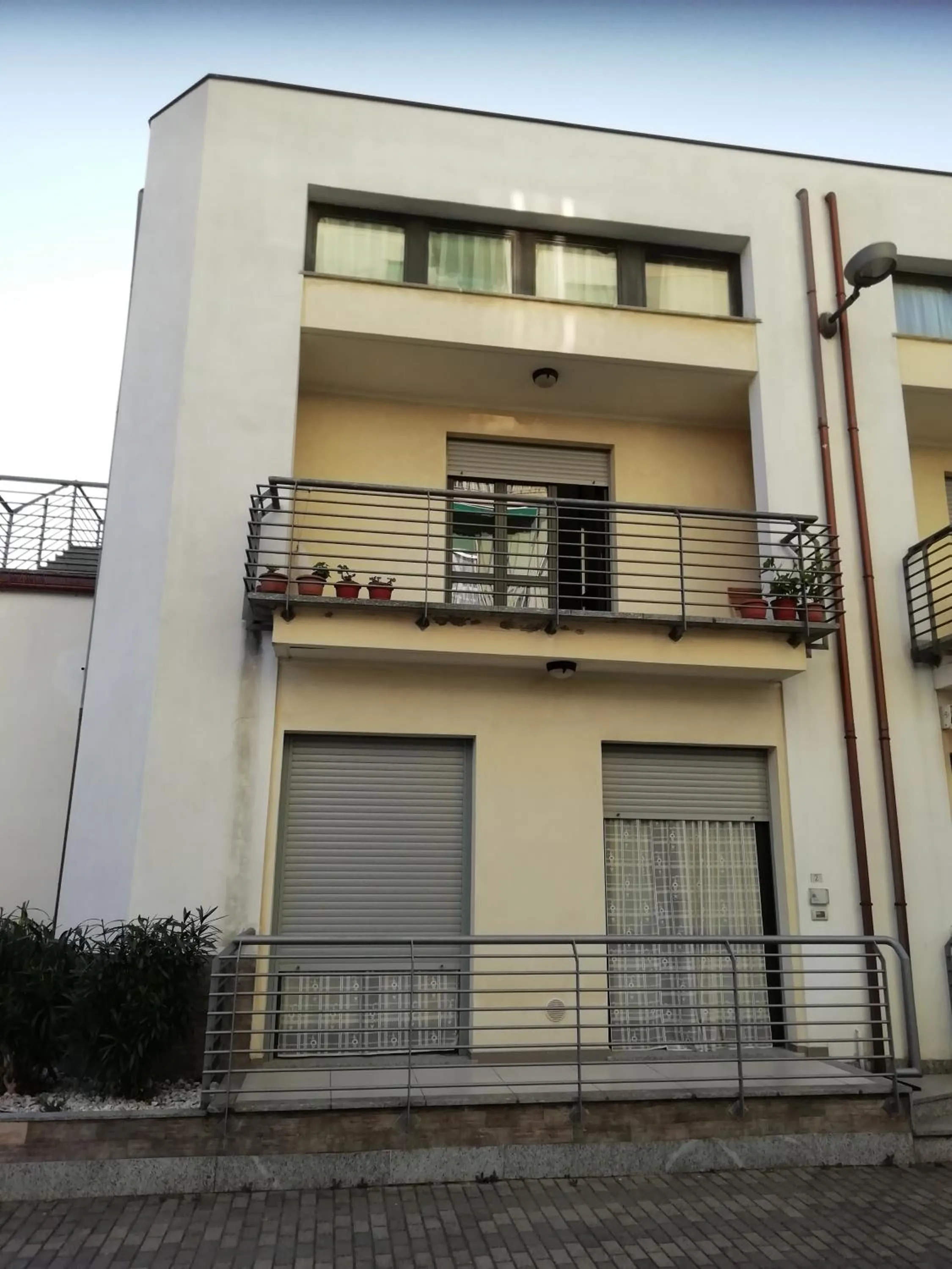 Appartamento via Giorgio Canale 72