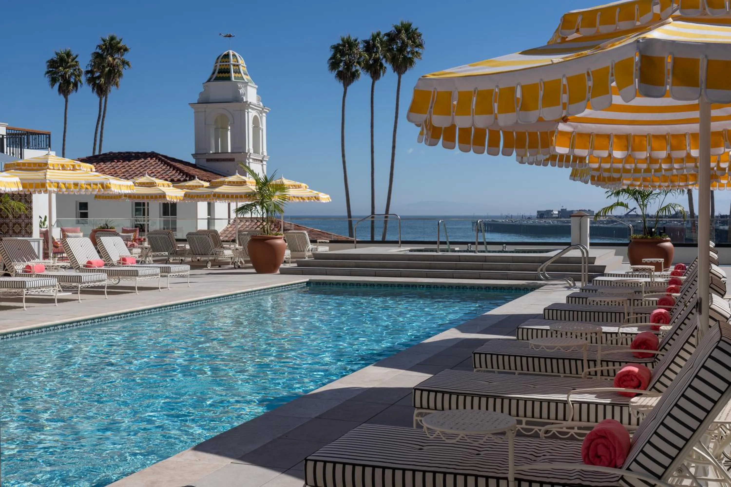 Swimming pool in La Bahia Hotel & Spa