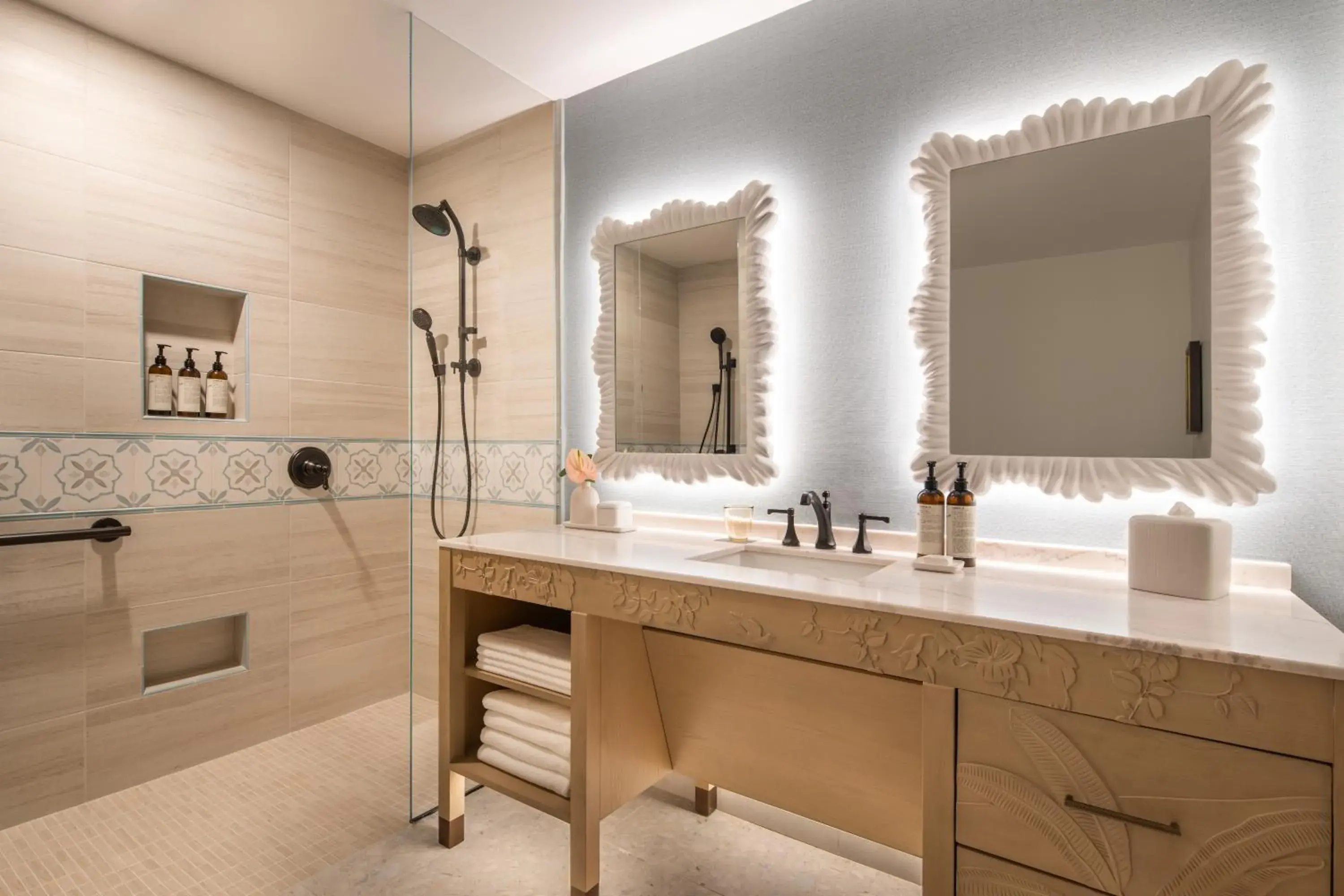 Suite with Sea View in La Bahia Hotel & Spa Suite with Sea View in La Bahia Hotel & Spa