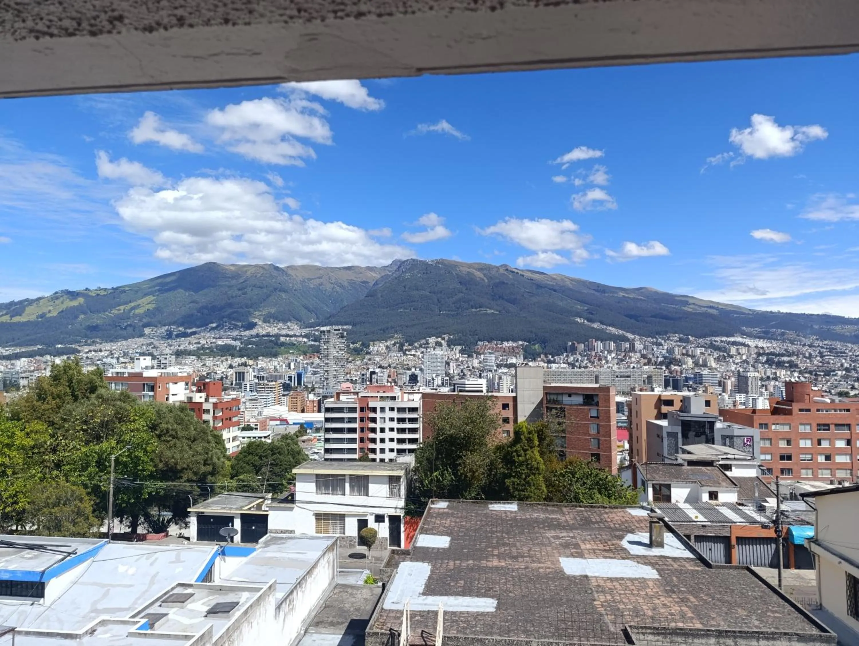 City view in Bed and Breakfast La Uvilla