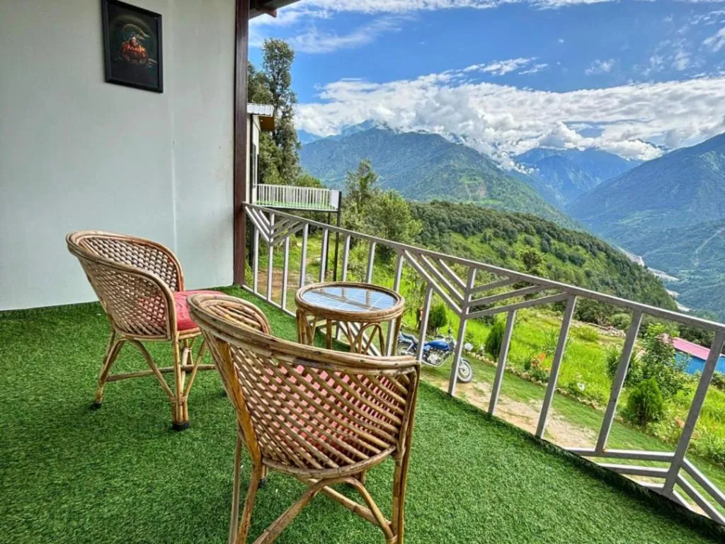 Day in The Hills Inn Resort Guptkashi