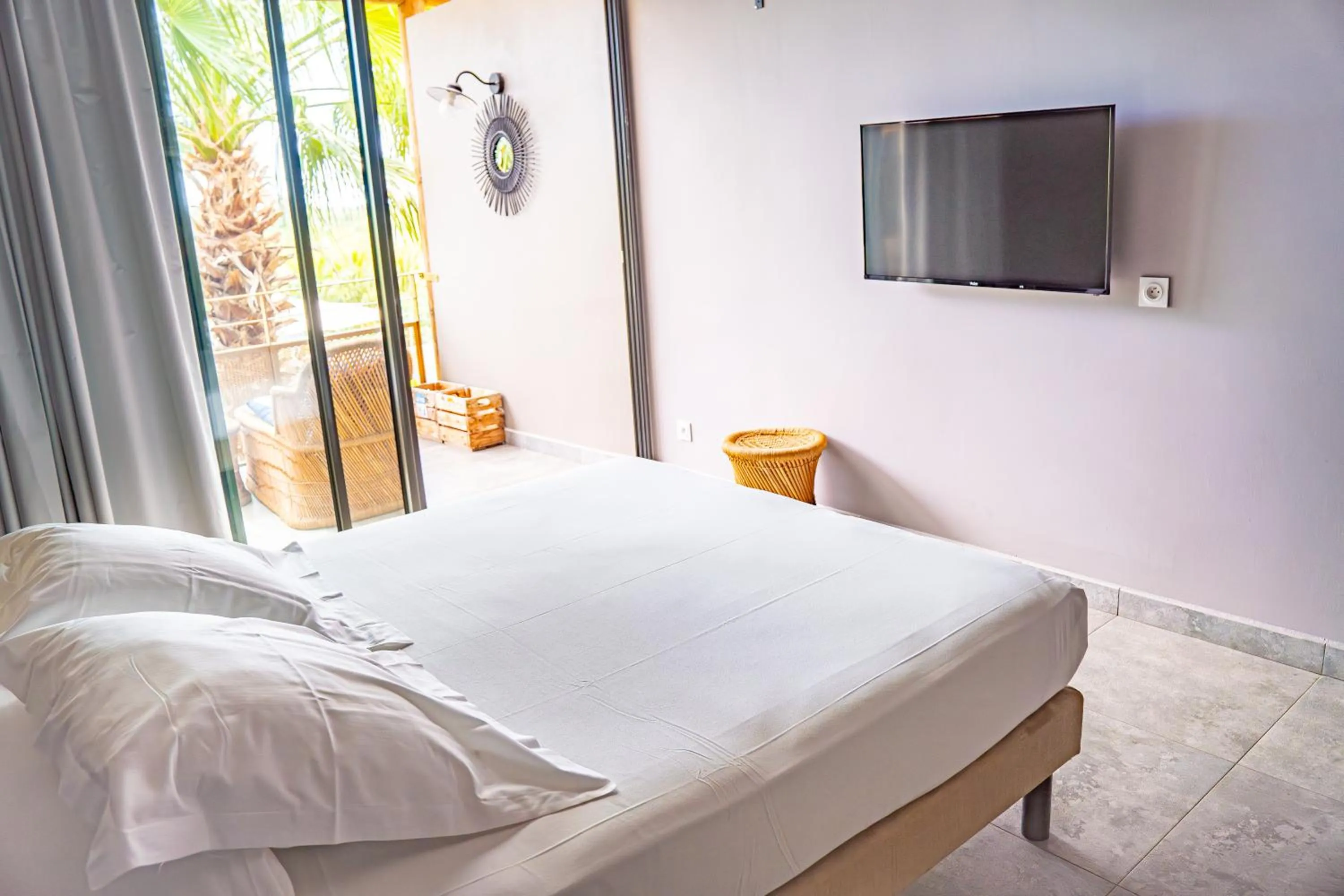 Bed in Dina Morgabine Saint Gilles