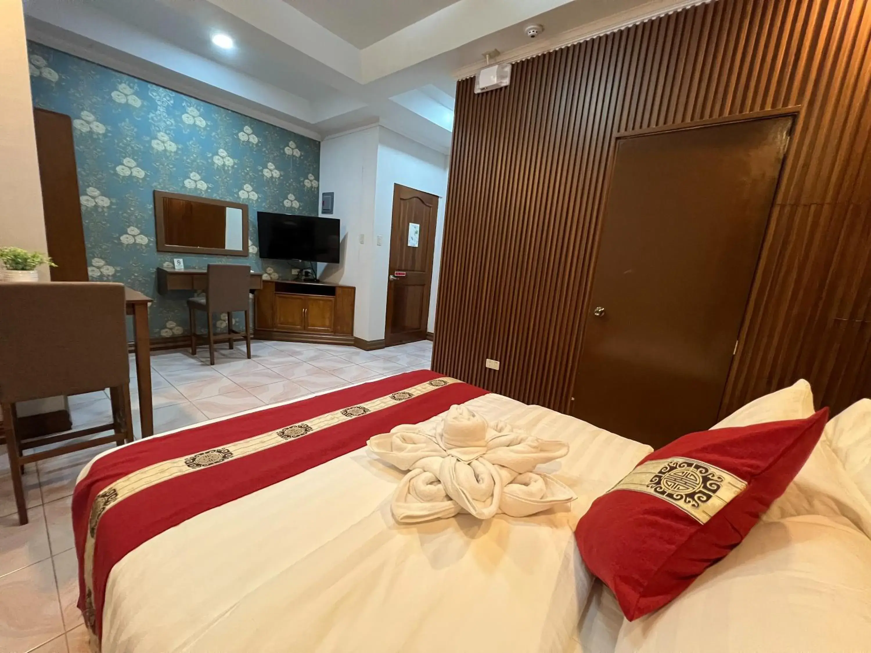 Queen Room in Rossa Hotel Queen Room in Rossa Hotel