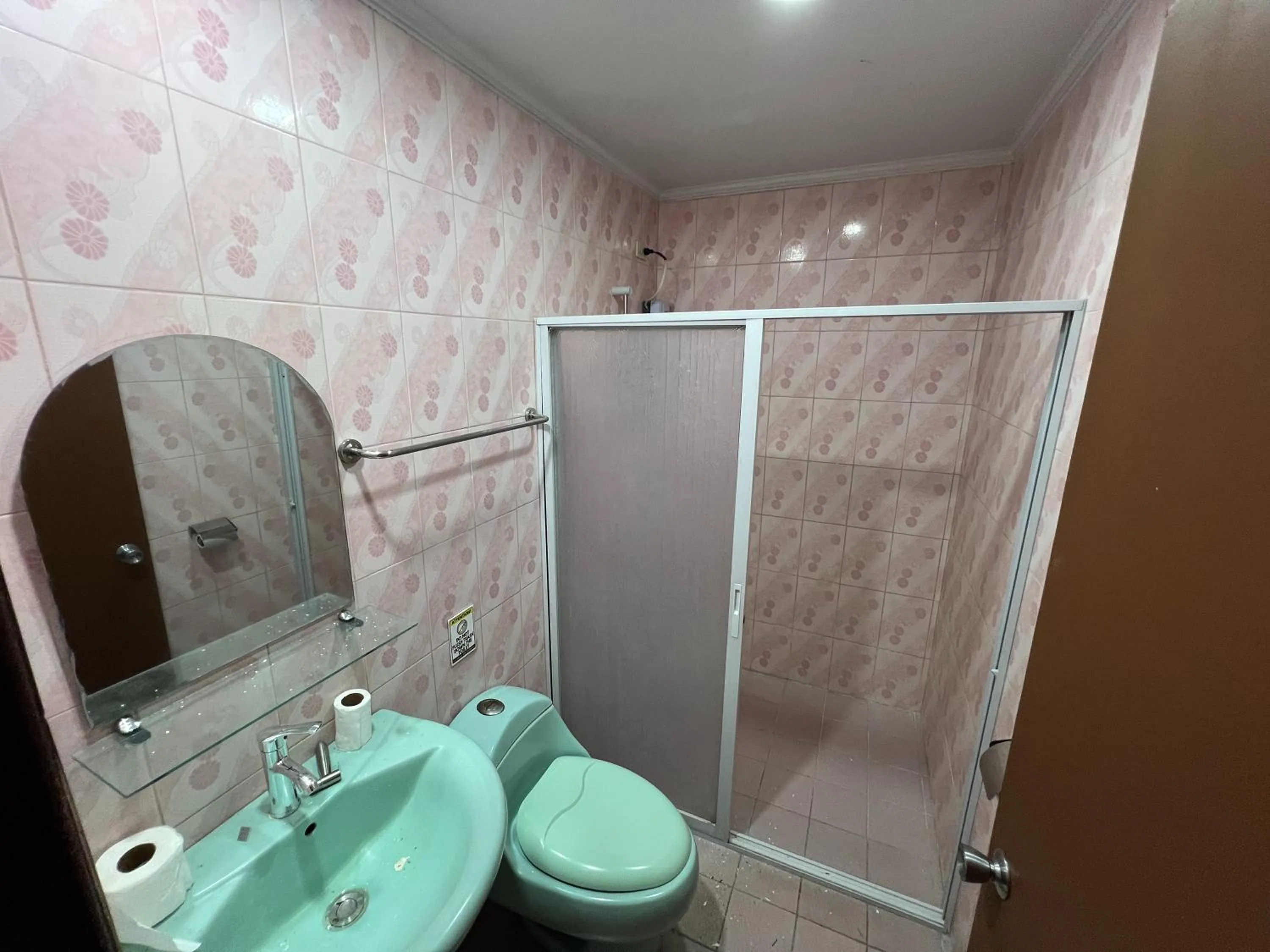 Bathroom in Rossa Hotel