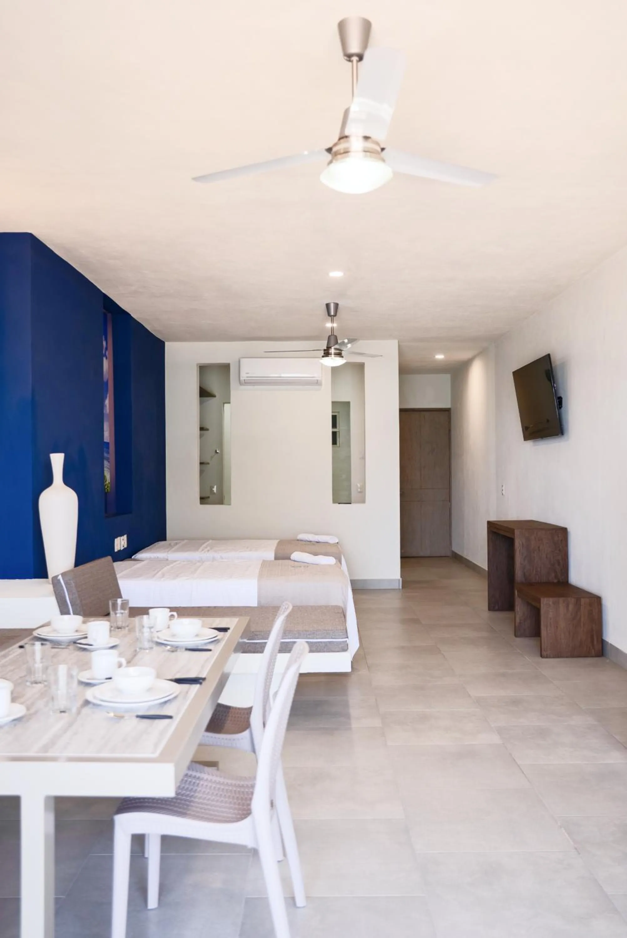 Photo of the whole room in Avenir Armonia Suites